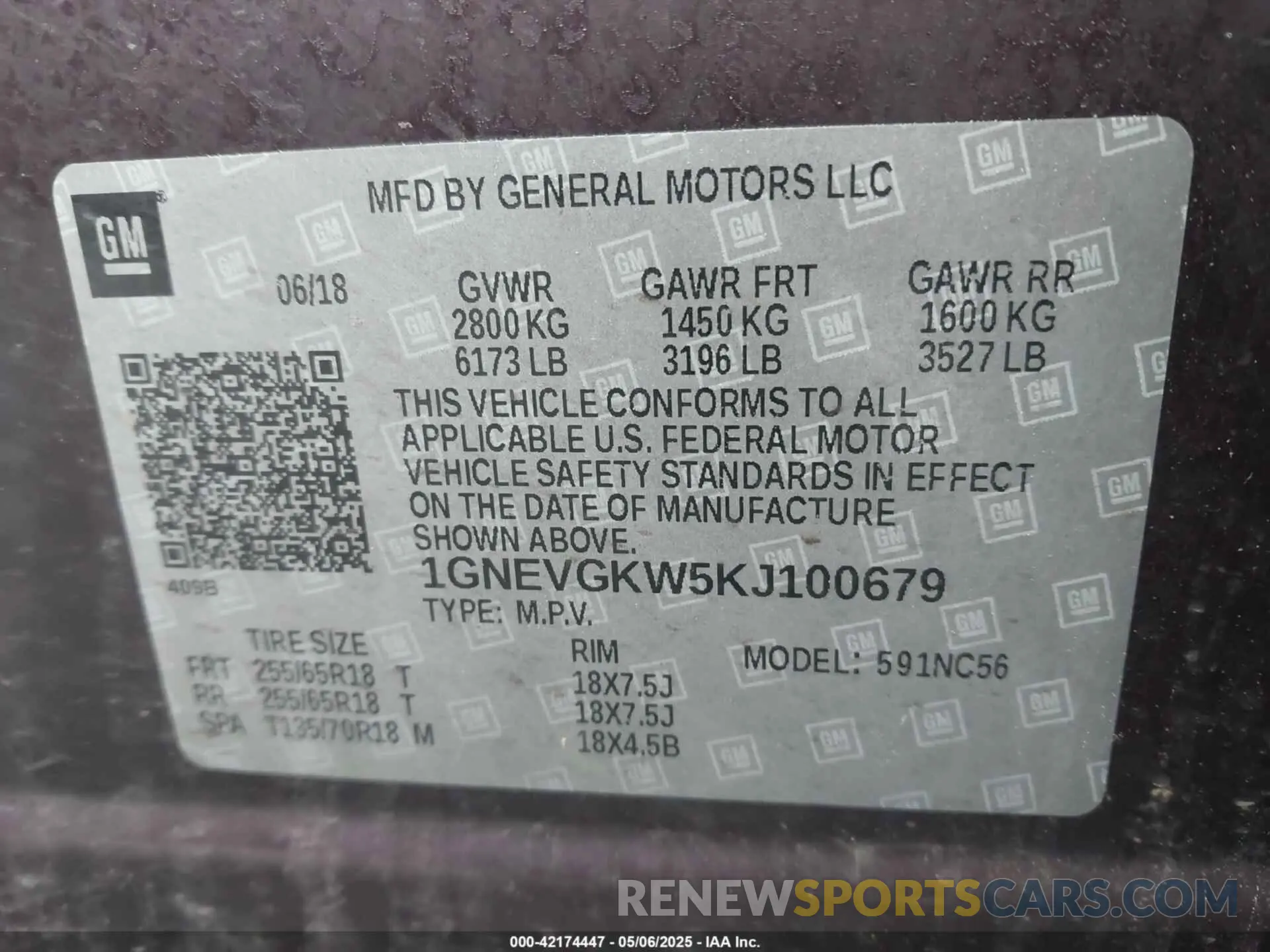 9 Photograph of a damaged car 1GNEVGKW5KJ100679 CHEVROLET TRAVERSE 2019