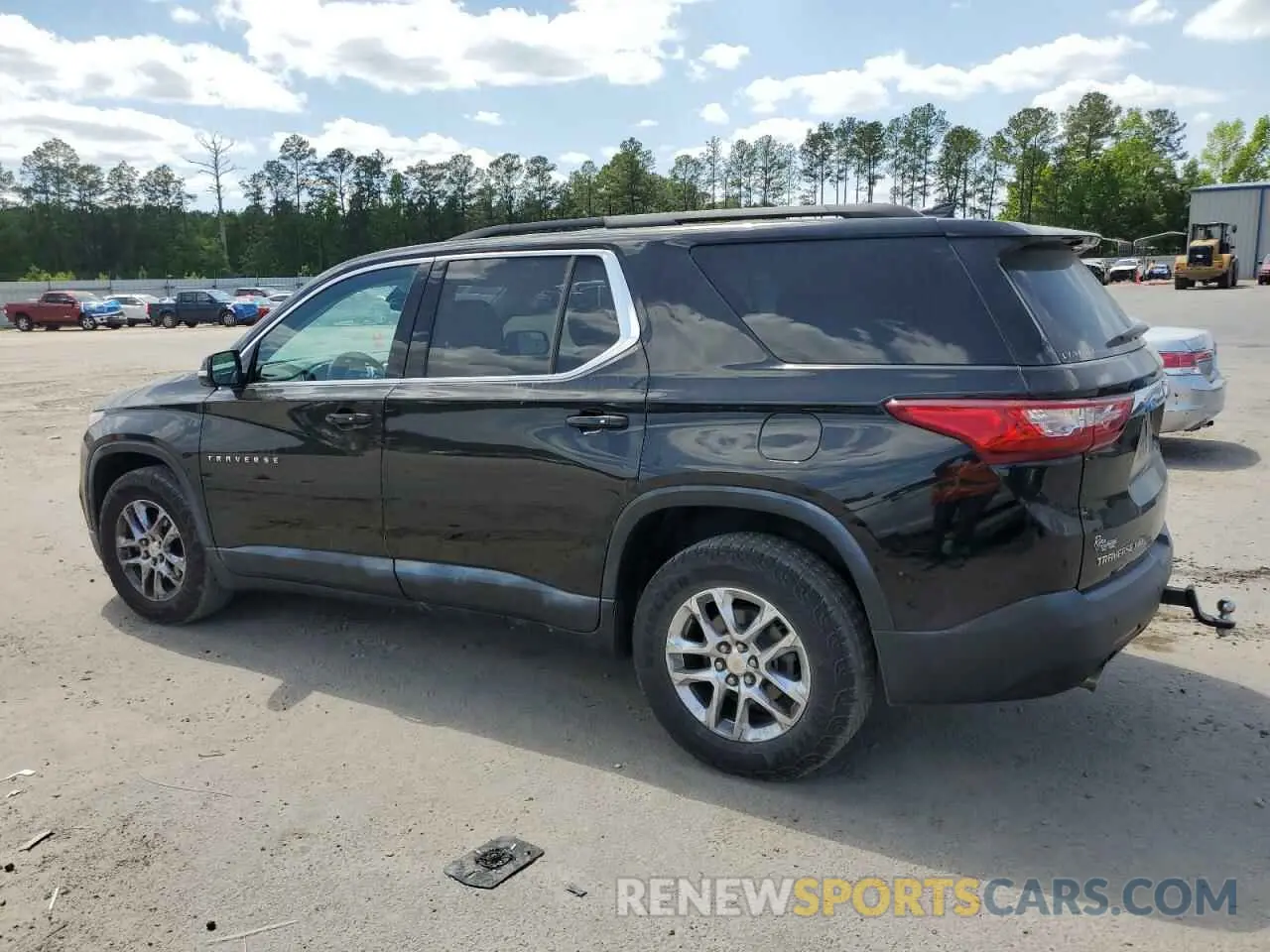 2 Photograph of a damaged car 1GNEVGKW5KJ198340 CHEVROLET TRAVERSE 2019
