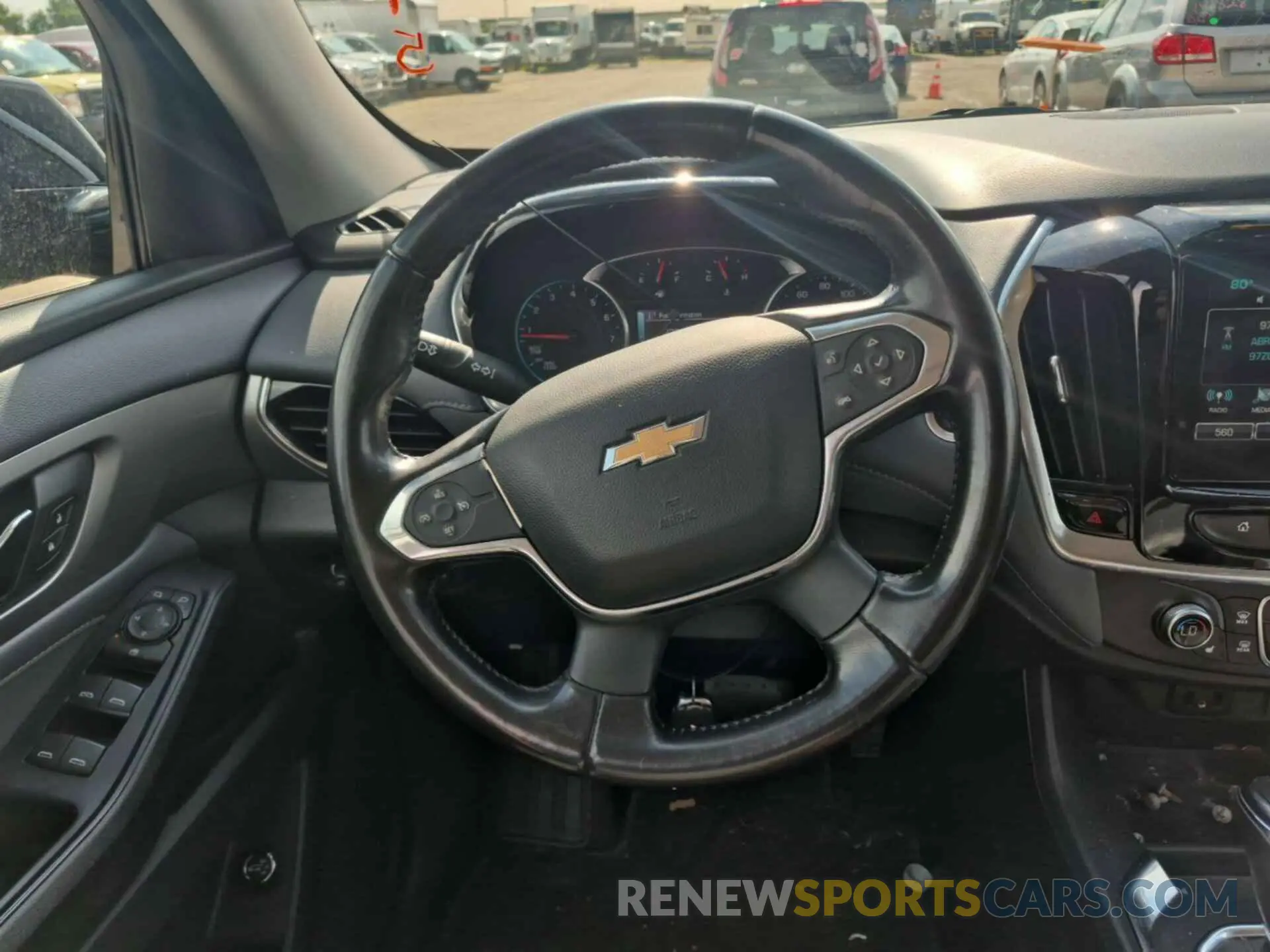 9 Photograph of a damaged car 1GNEVGKW5KJ219364 CHEVROLET TRAVERSE 2019