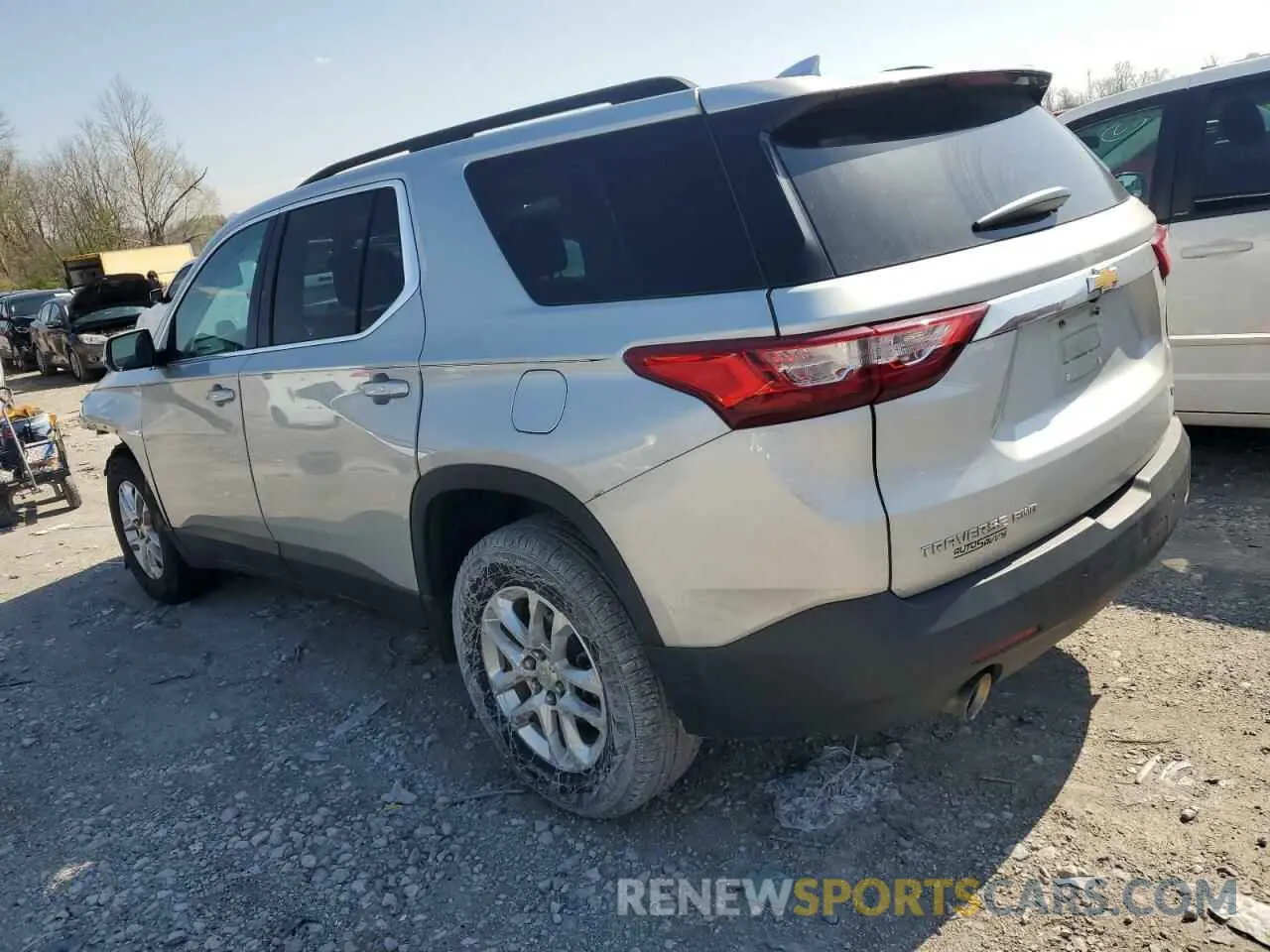 2 Photograph of a damaged car 1GNEVGKW5KJ315852 CHEVROLET TRAVERSE 2019