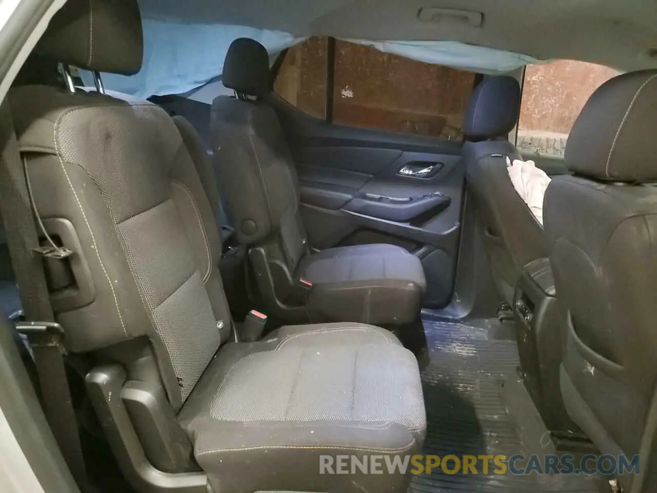 12 Photograph of a damaged car 1GNEVGKW6KJ151883 CHEVROLET TRAVERSE 2019