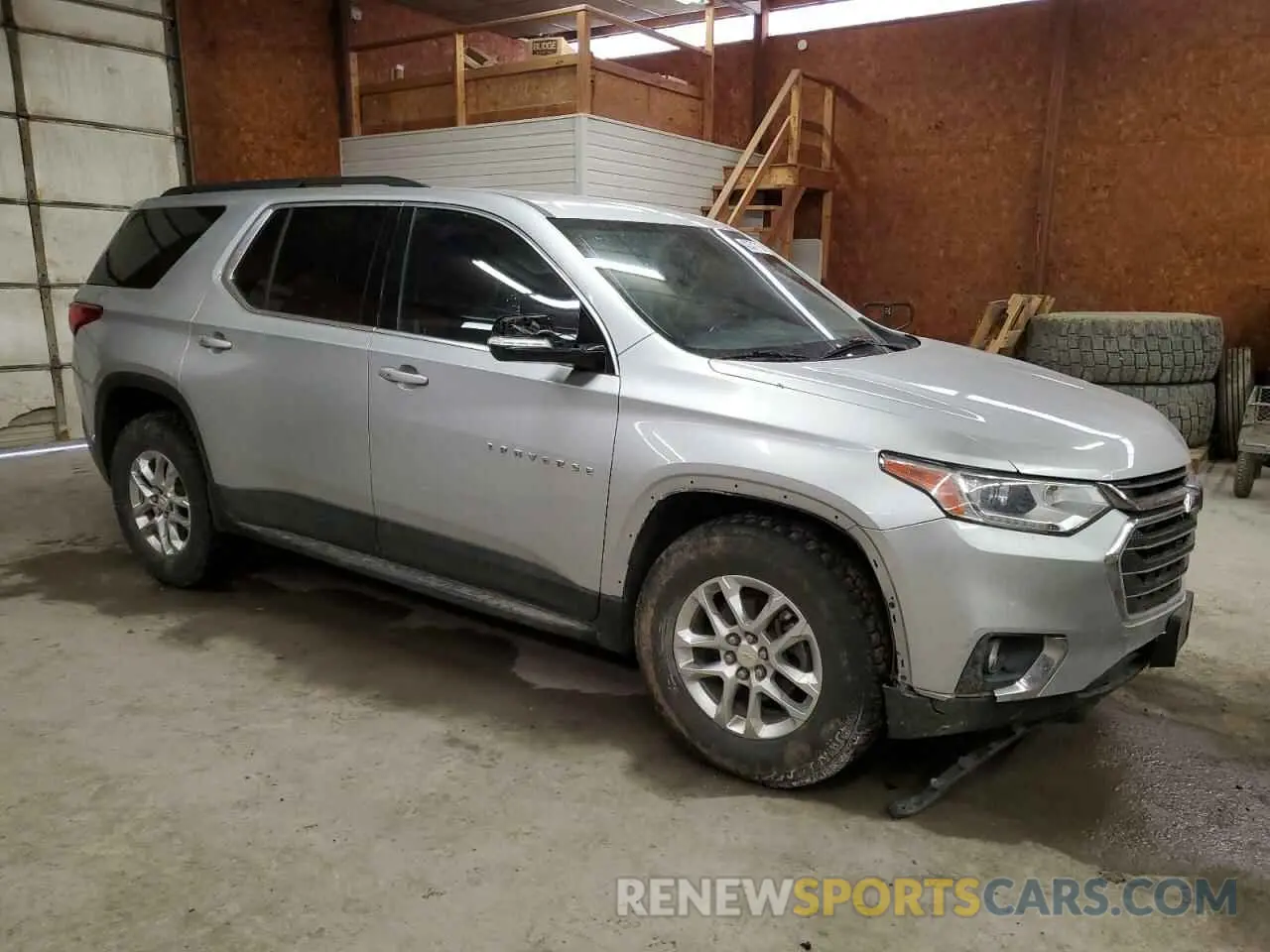 4 Photograph of a damaged car 1GNEVGKW6KJ151883 CHEVROLET TRAVERSE 2019