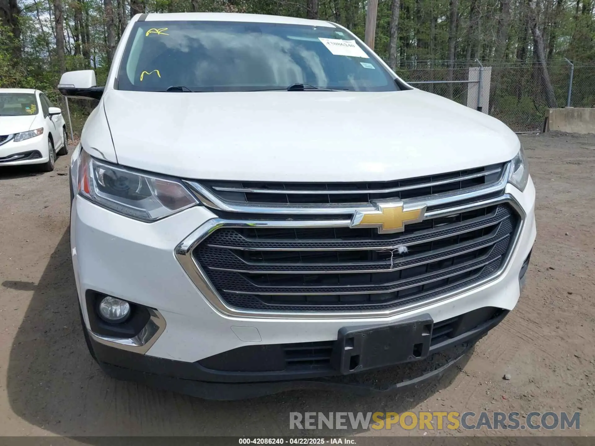 12 Photograph of a damaged car 1GNEVGKW7KJ233427 CHEVROLET TRAVERSE 2019