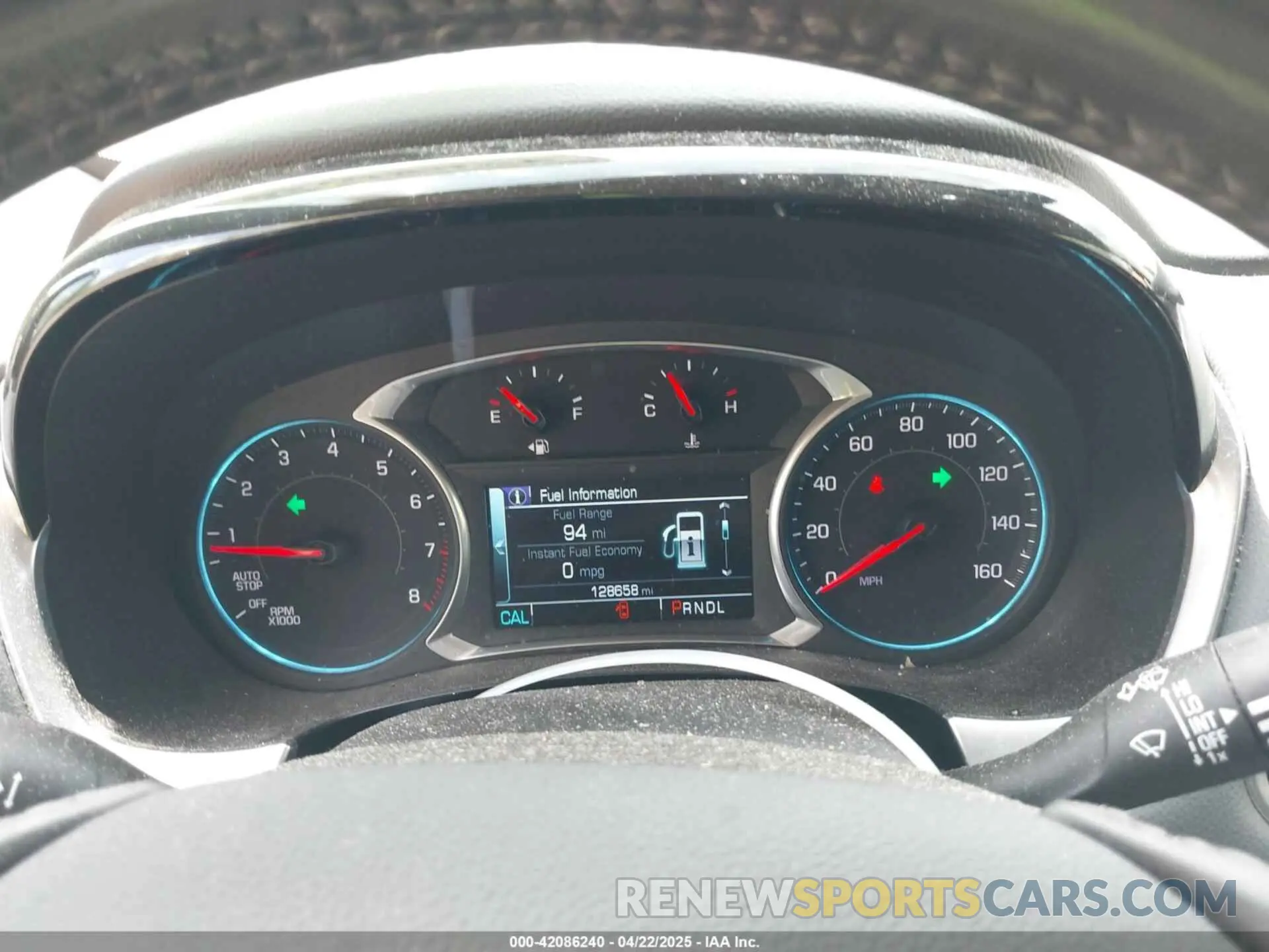 7 Photograph of a damaged car 1GNEVGKW7KJ233427 CHEVROLET TRAVERSE 2019