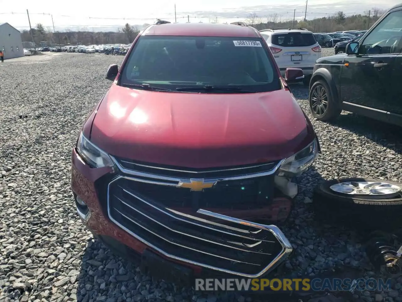 5 Photograph of a damaged car 1GNEVGKW8KJ271832 CHEVROLET TRAVERSE 2019