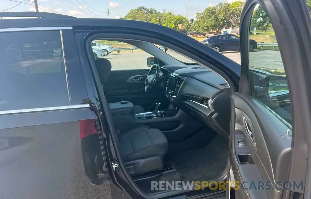 5 Photograph of a damaged car 1GNEVGKW8KJ291756 CHEVROLET TRAVERSE 2019