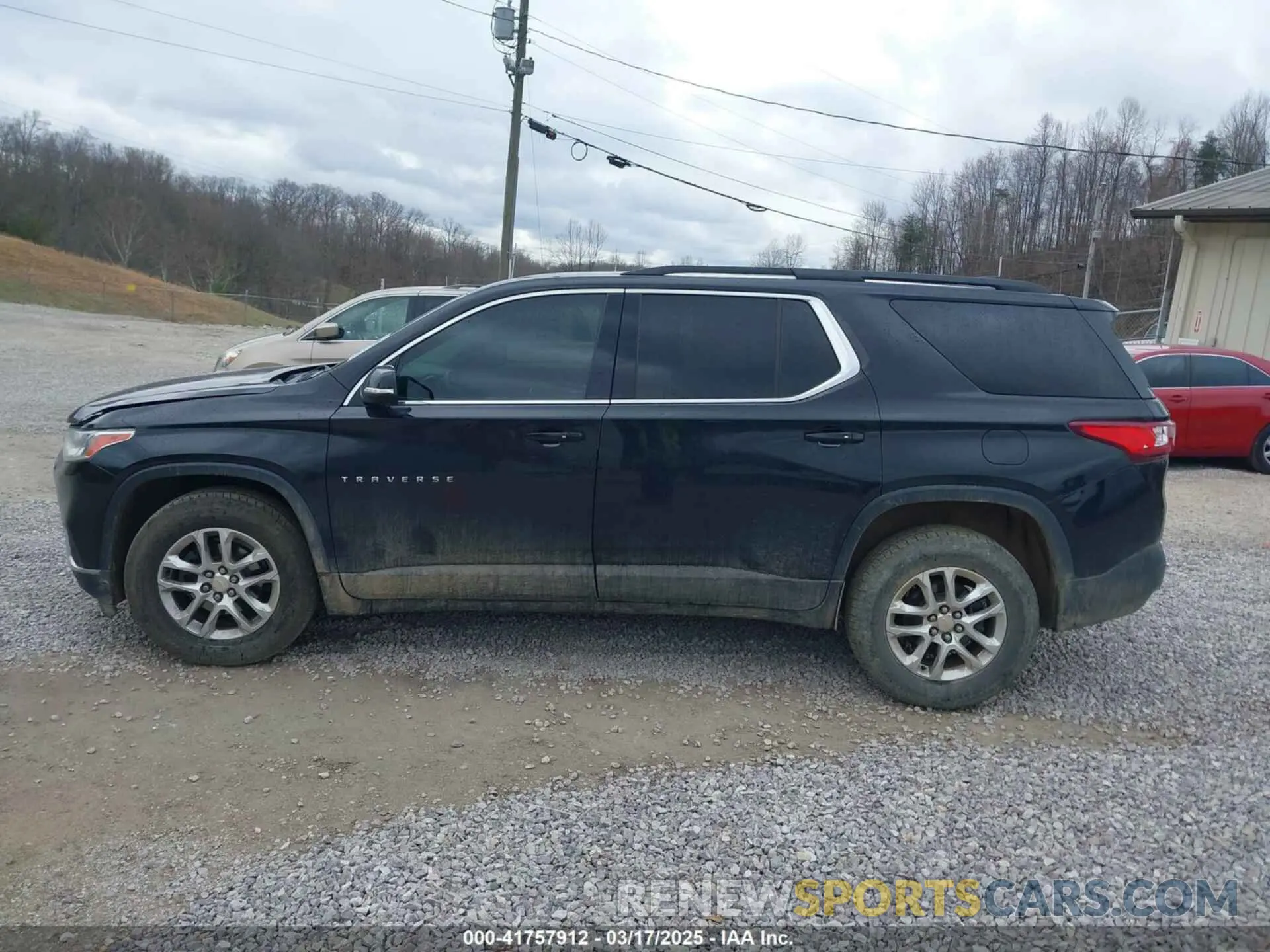 14 Photograph of a damaged car 1GNEVGKW9KJ116173 CHEVROLET TRAVERSE 2019