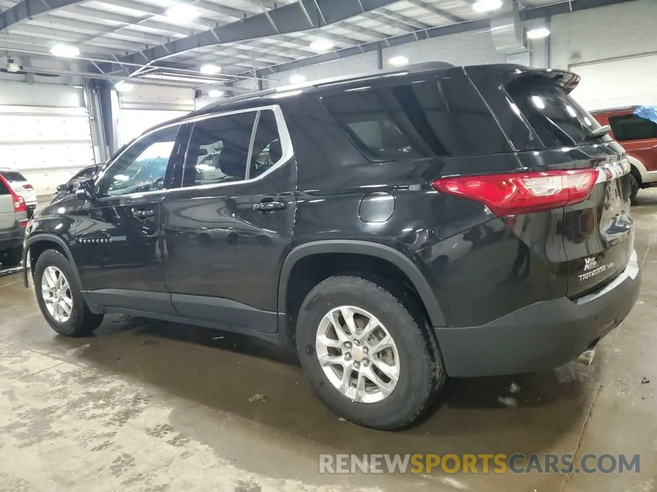 2 Photograph of a damaged car 1GNEVGKW9KJ236314 CHEVROLET TRAVERSE 2019