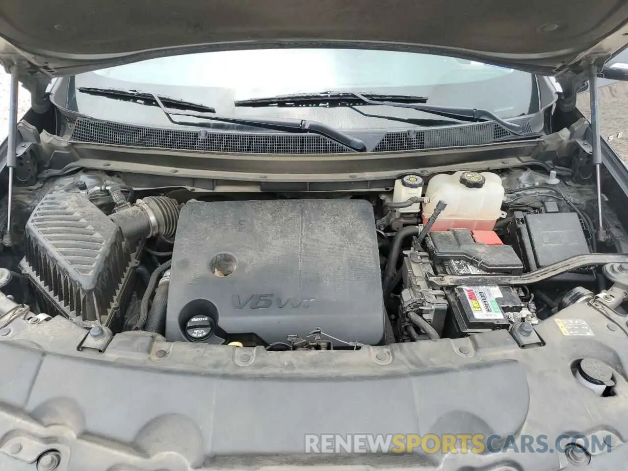 12 Photograph of a damaged car 1GNEVGKW9KJ281947 CHEVROLET TRAVERSE 2019