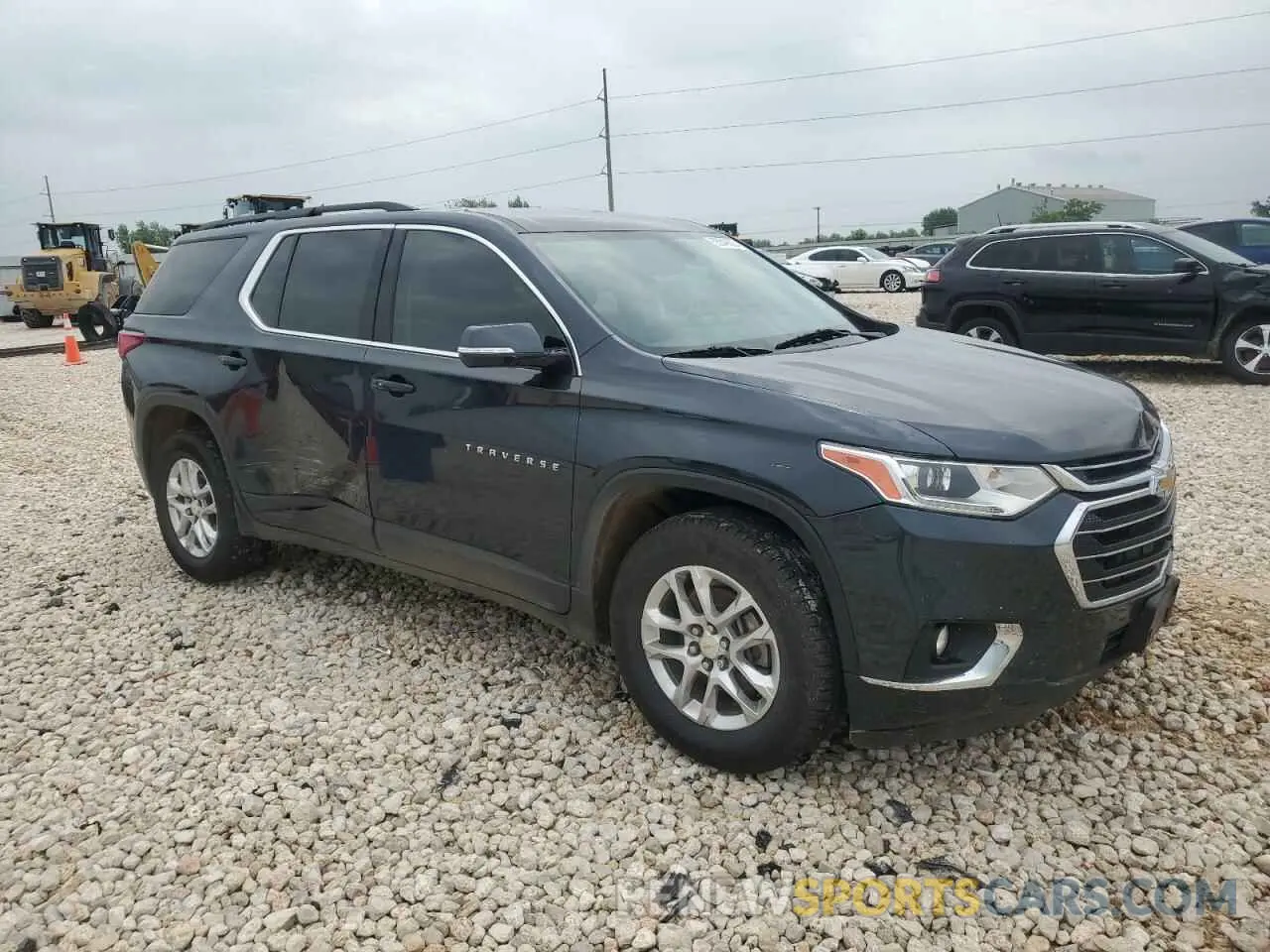 4 Photograph of a damaged car 1GNEVGKW9KJ281947 CHEVROLET TRAVERSE 2019
