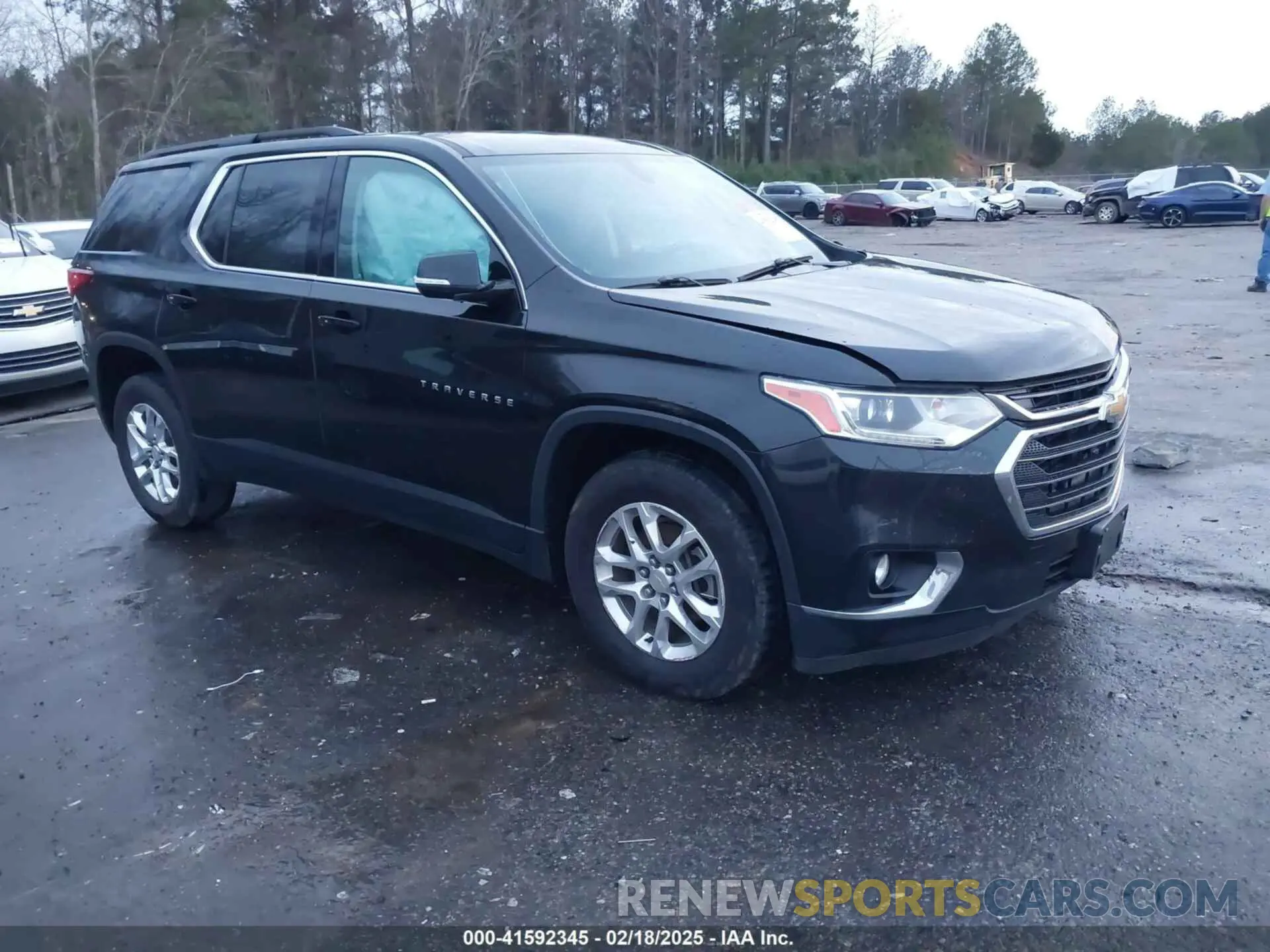 1 Photograph of a damaged car 1GNEVGKWXKJ100533 CHEVROLET TRAVERSE 2019