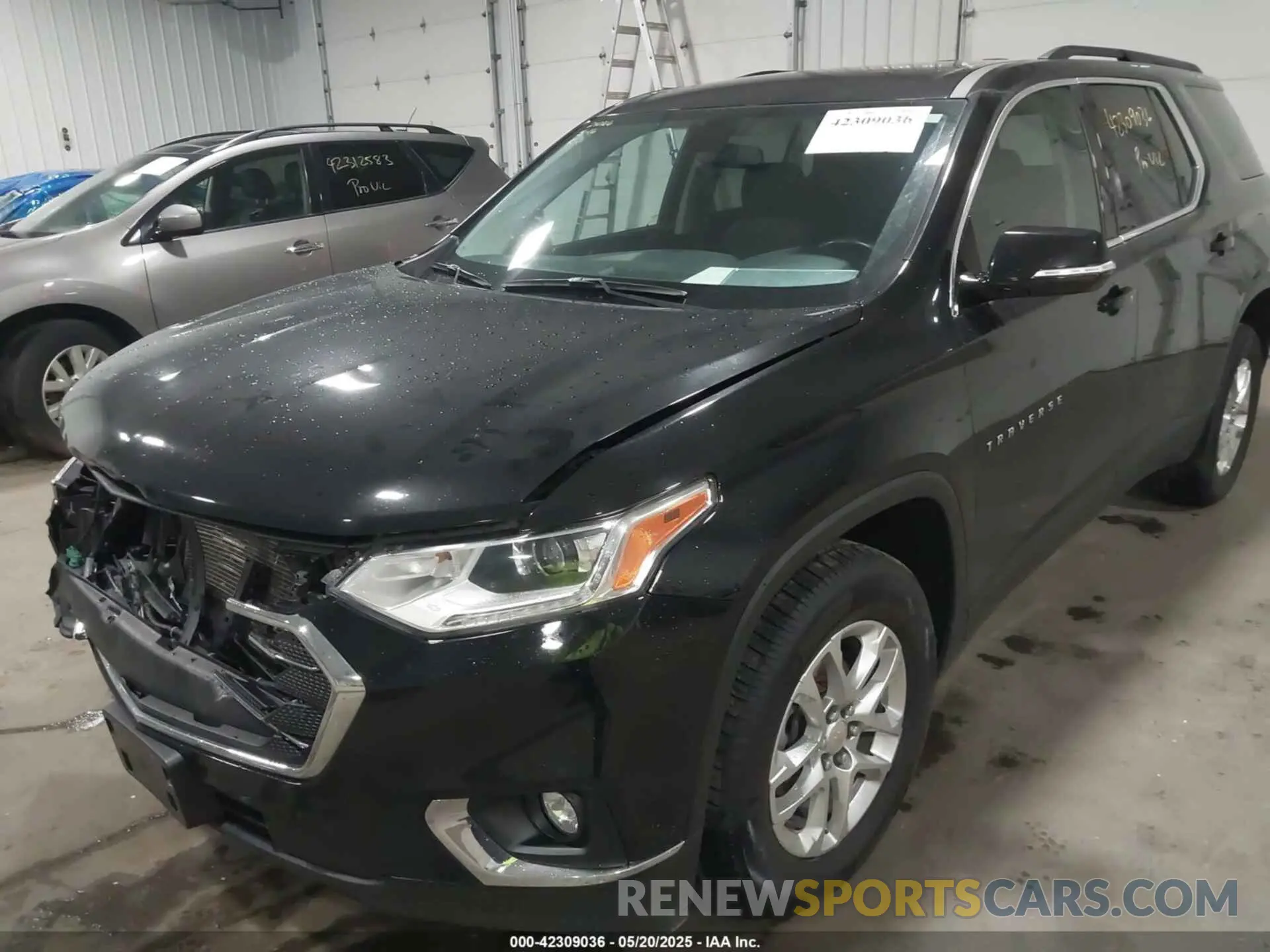 6 Photograph of a damaged car 1GNEVGKWXKJ162871 CHEVROLET TRAVERSE 2019