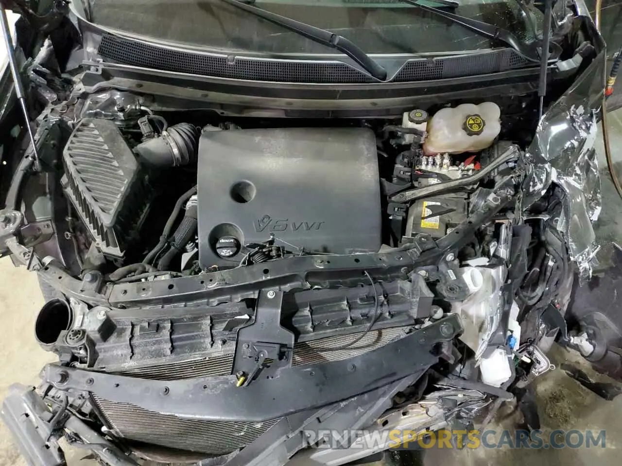 12 Photograph of a damaged car 1GNEVGKWXKJ310226 CHEVROLET TRAVERSE 2019