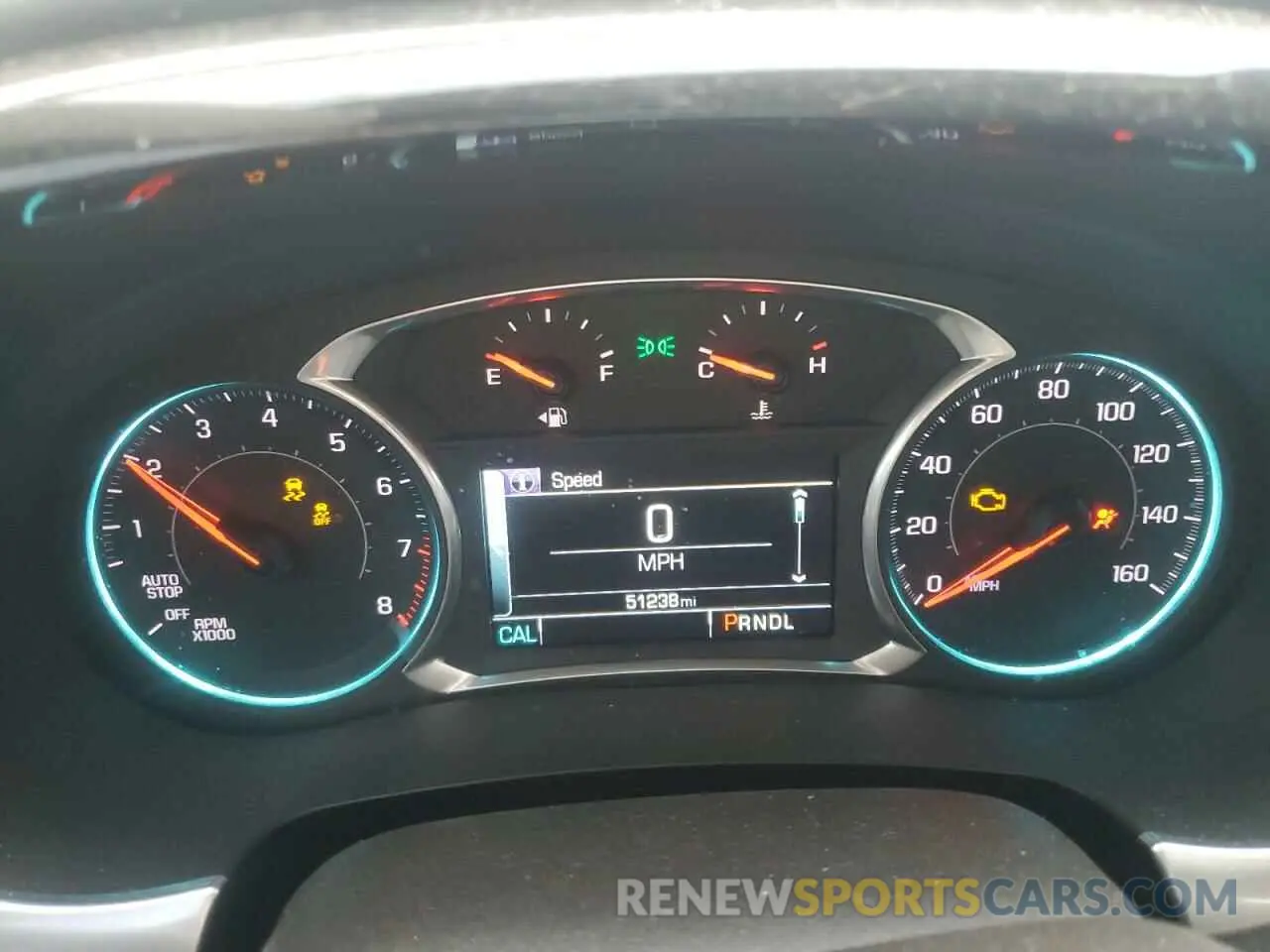9 Photograph of a damaged car 1GNEVGKWXKJ310226 CHEVROLET TRAVERSE 2019
