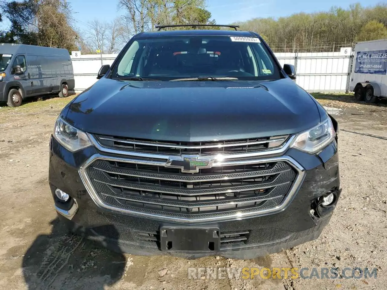 5 Photograph of a damaged car 1GNEVHKW2KJ170954 CHEVROLET TRAVERSE 2019