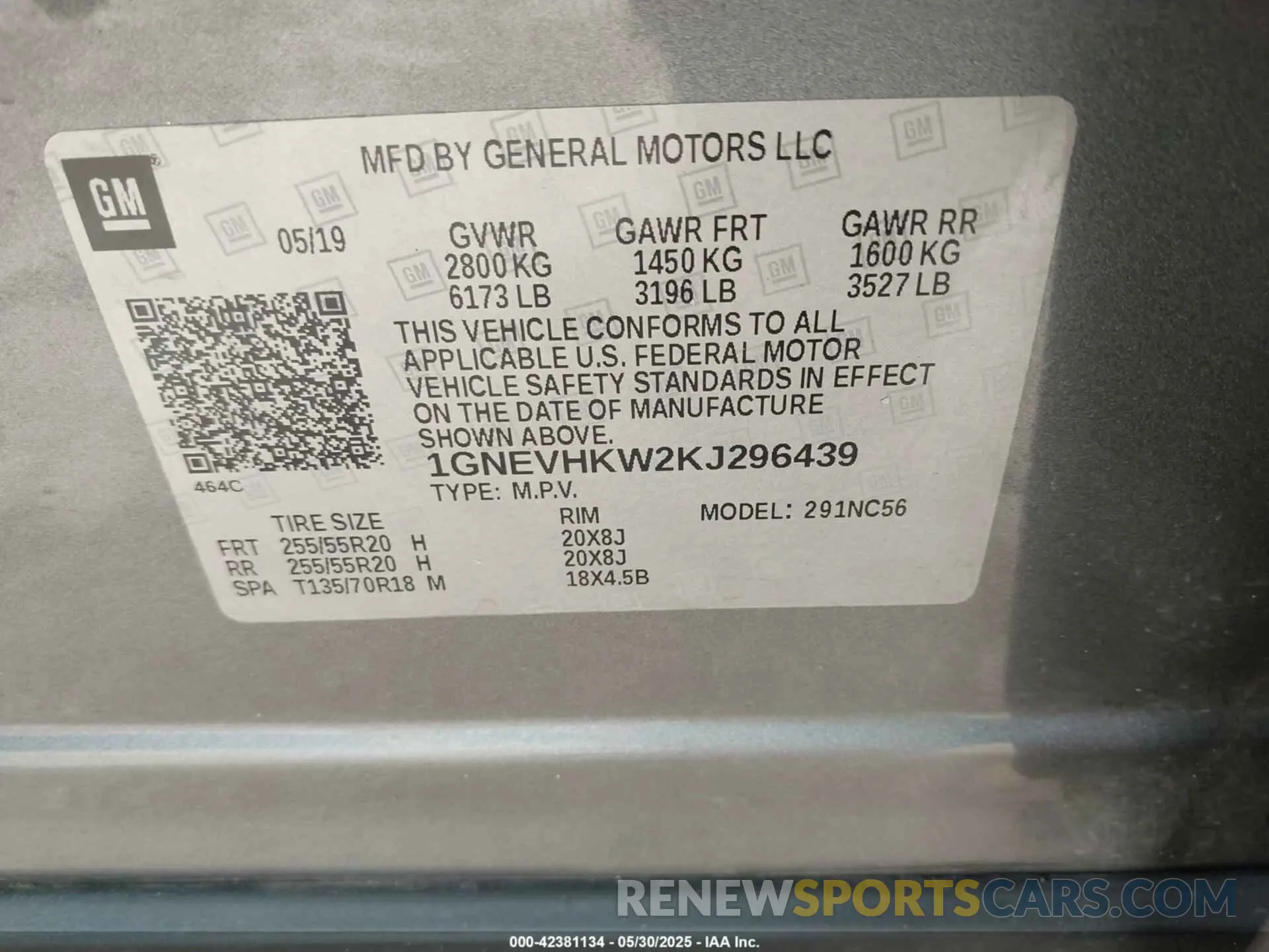9 Photograph of a damaged car 1GNEVHKW2KJ296439 CHEVROLET TRAVERSE 2019
