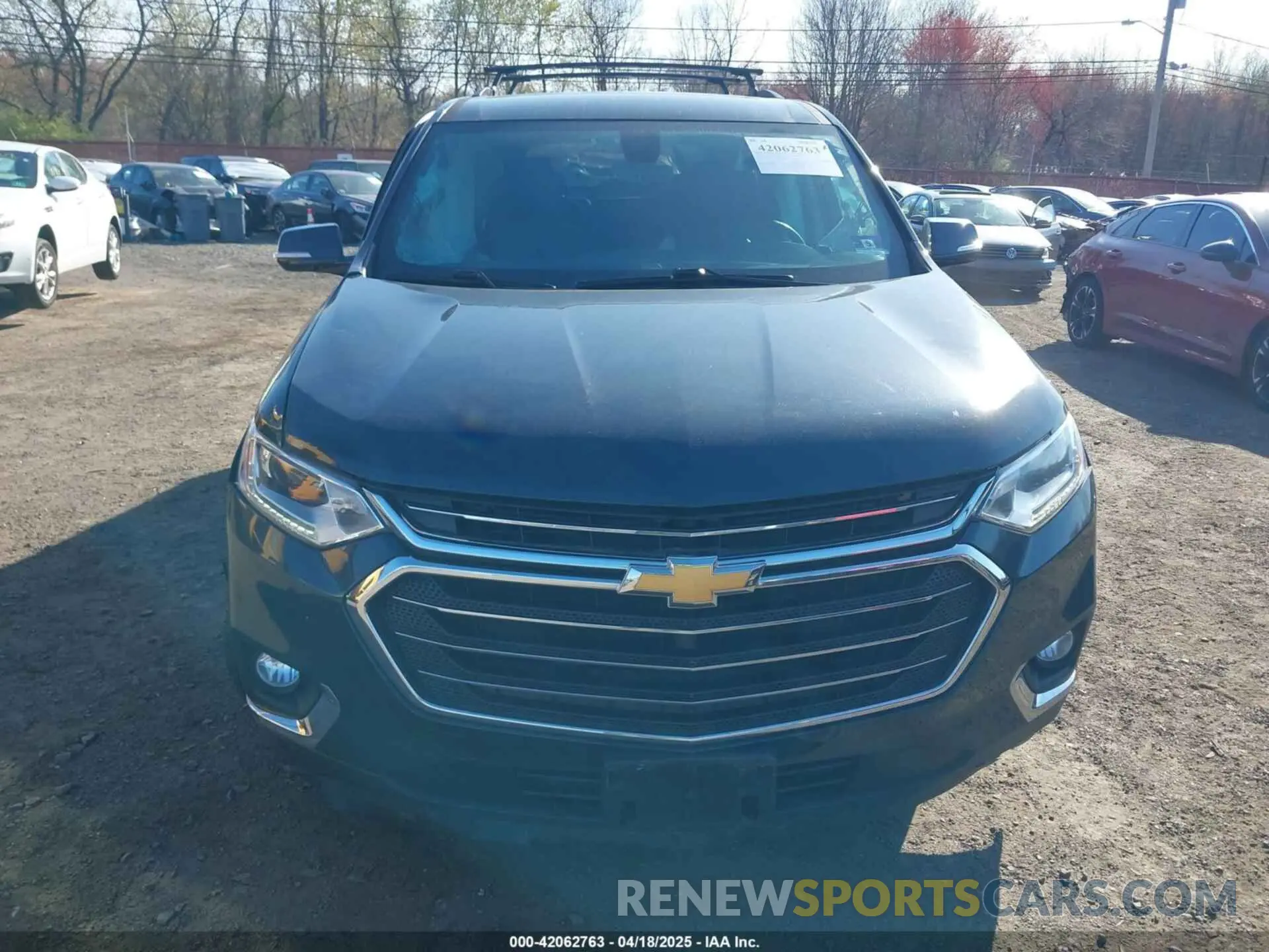 12 Photograph of a damaged car 1GNEVHKW4KJ138829 CHEVROLET TRAVERSE 2019