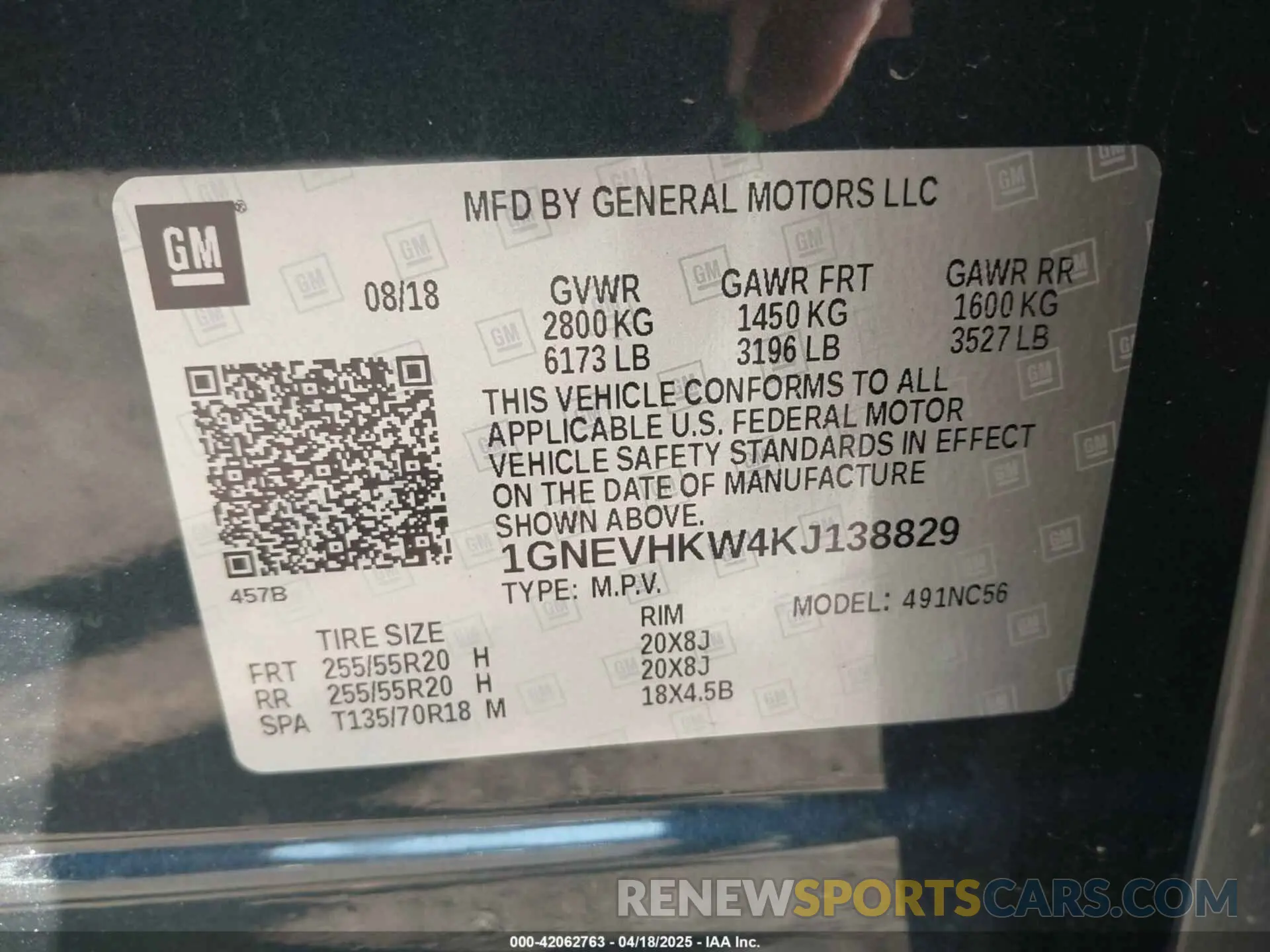 9 Photograph of a damaged car 1GNEVHKW4KJ138829 CHEVROLET TRAVERSE 2019