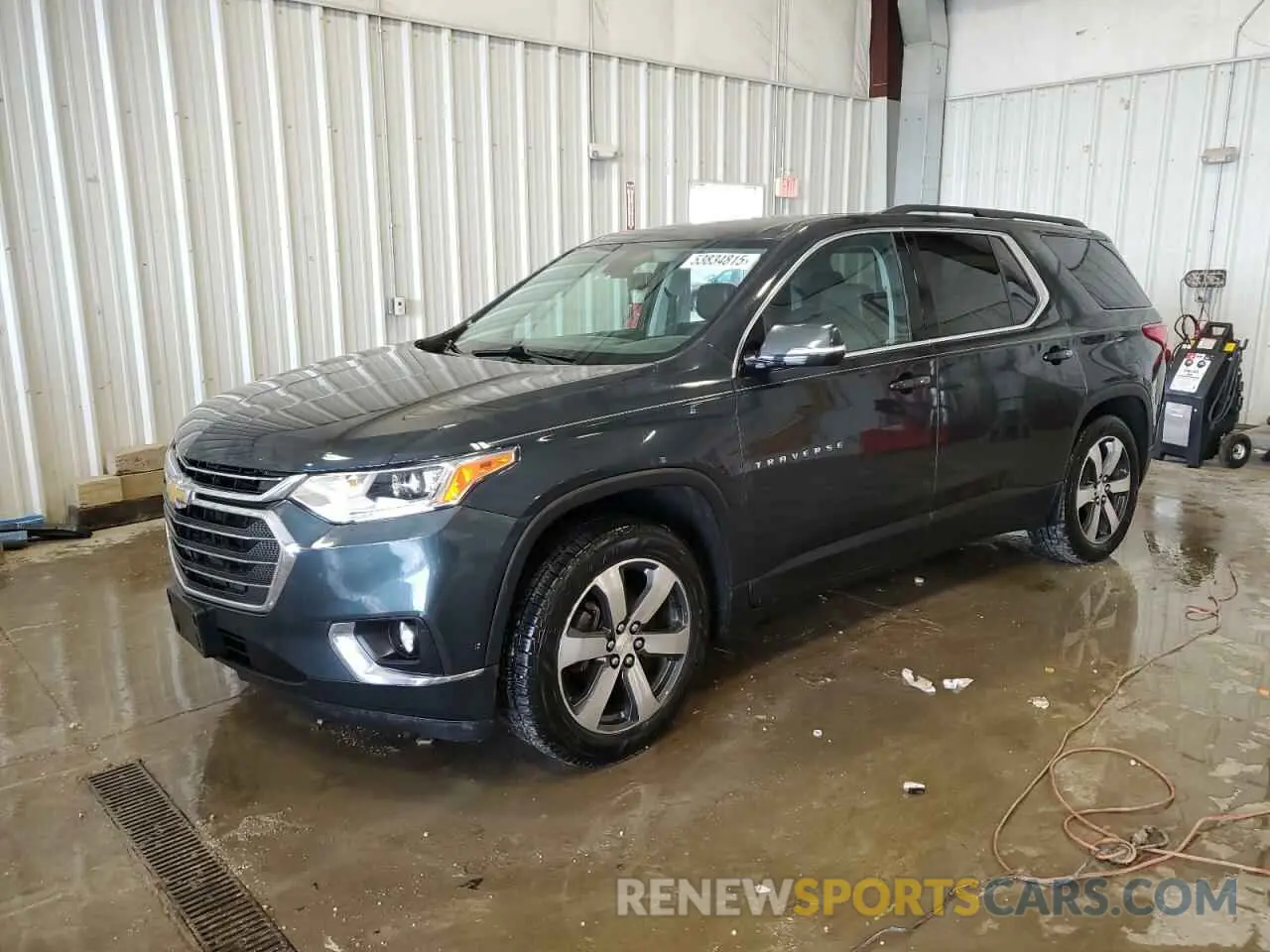 1 Photograph of a damaged car 1GNEVHKW5KJ129511 CHEVROLET TRAVERSE 2019