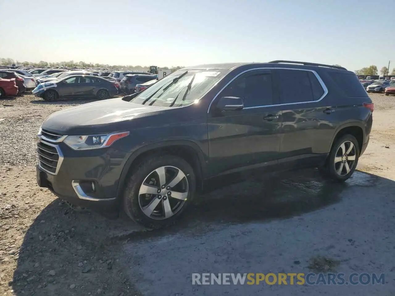 1 Photograph of a damaged car 1GNEVHKW6KJ179981 CHEVROLET TRAVERSE 2019