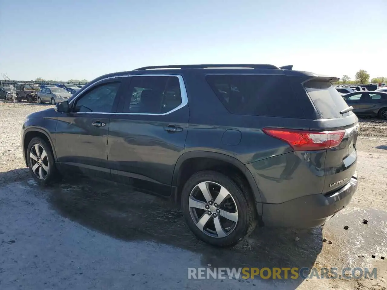 2 Photograph of a damaged car 1GNEVHKW6KJ179981 CHEVROLET TRAVERSE 2019
