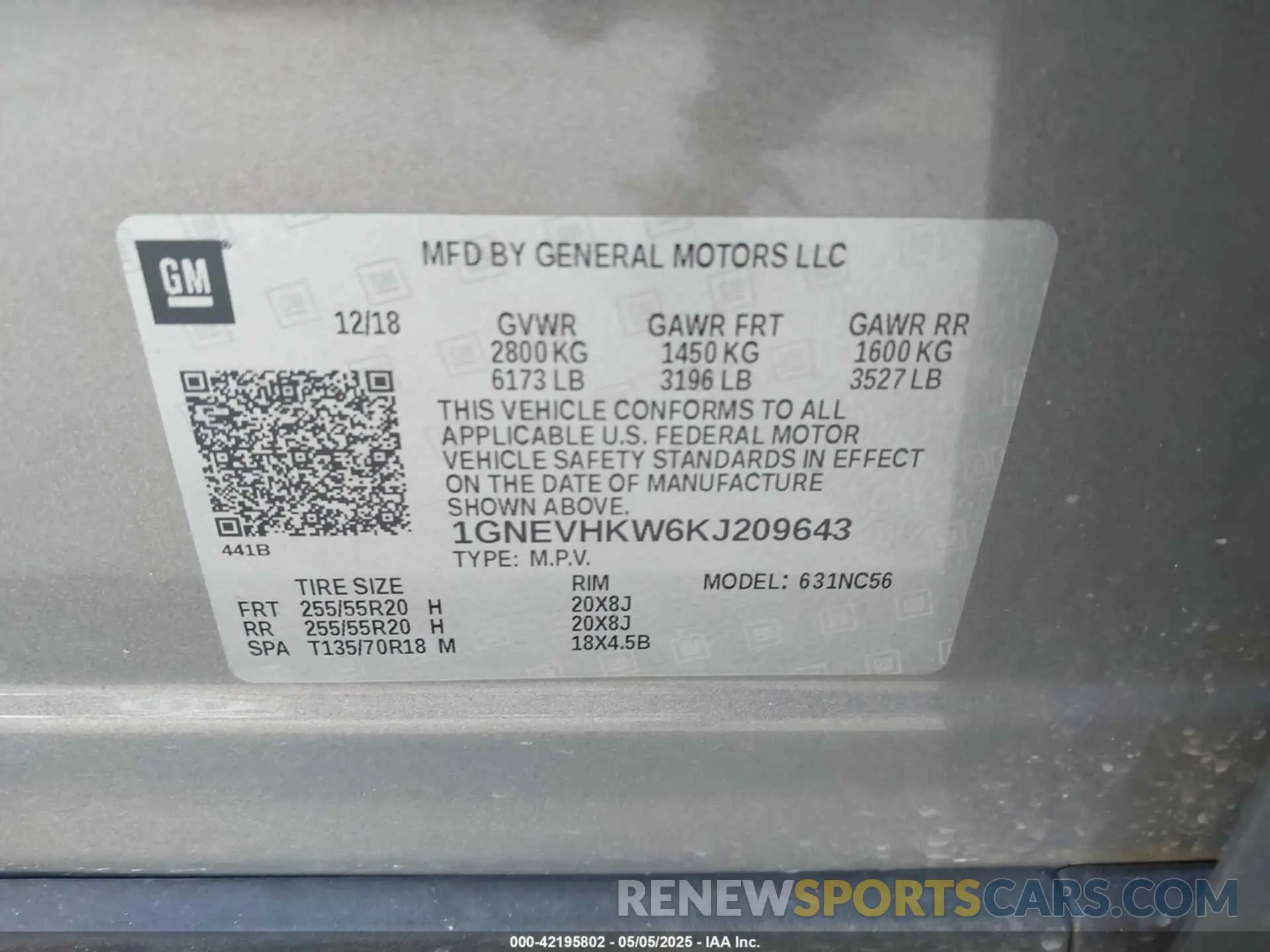 9 Photograph of a damaged car 1GNEVHKW6KJ209643 CHEVROLET TRAVERSE 2019