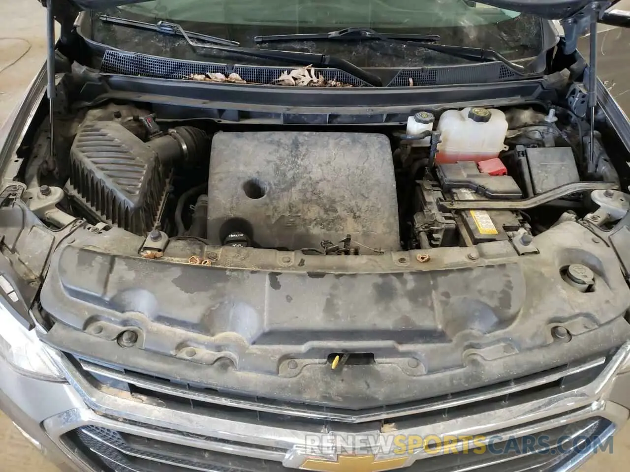 12 Photograph of a damaged car 1GNEVHKW6KJ249799 CHEVROLET TRAVERSE 2019