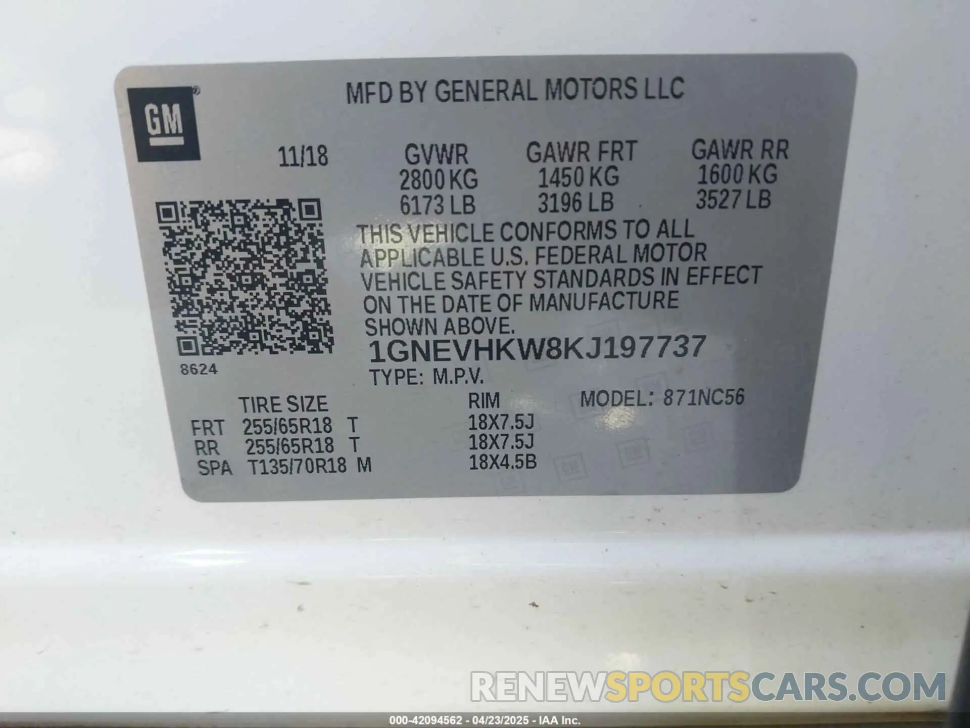 9 Photograph of a damaged car 1GNEVHKW8KJ197737 CHEVROLET TRAVERSE 2019