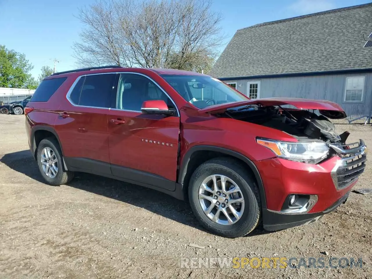 4 Photograph of a damaged car 1GNEVHKW8KJ251313 CHEVROLET TRAVERSE 2019