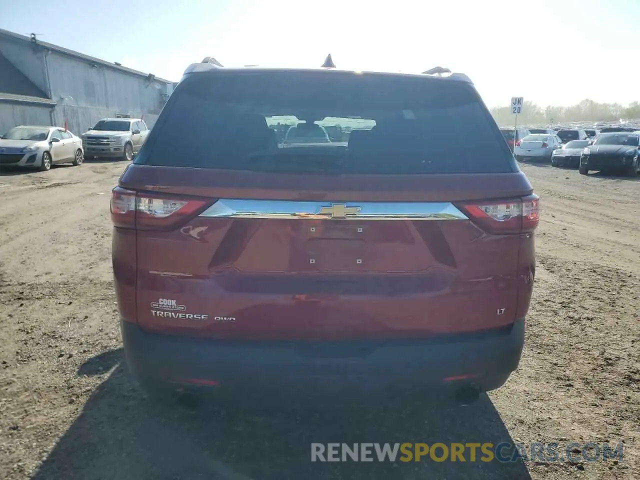 6 Photograph of a damaged car 1GNEVHKW8KJ251313 CHEVROLET TRAVERSE 2019