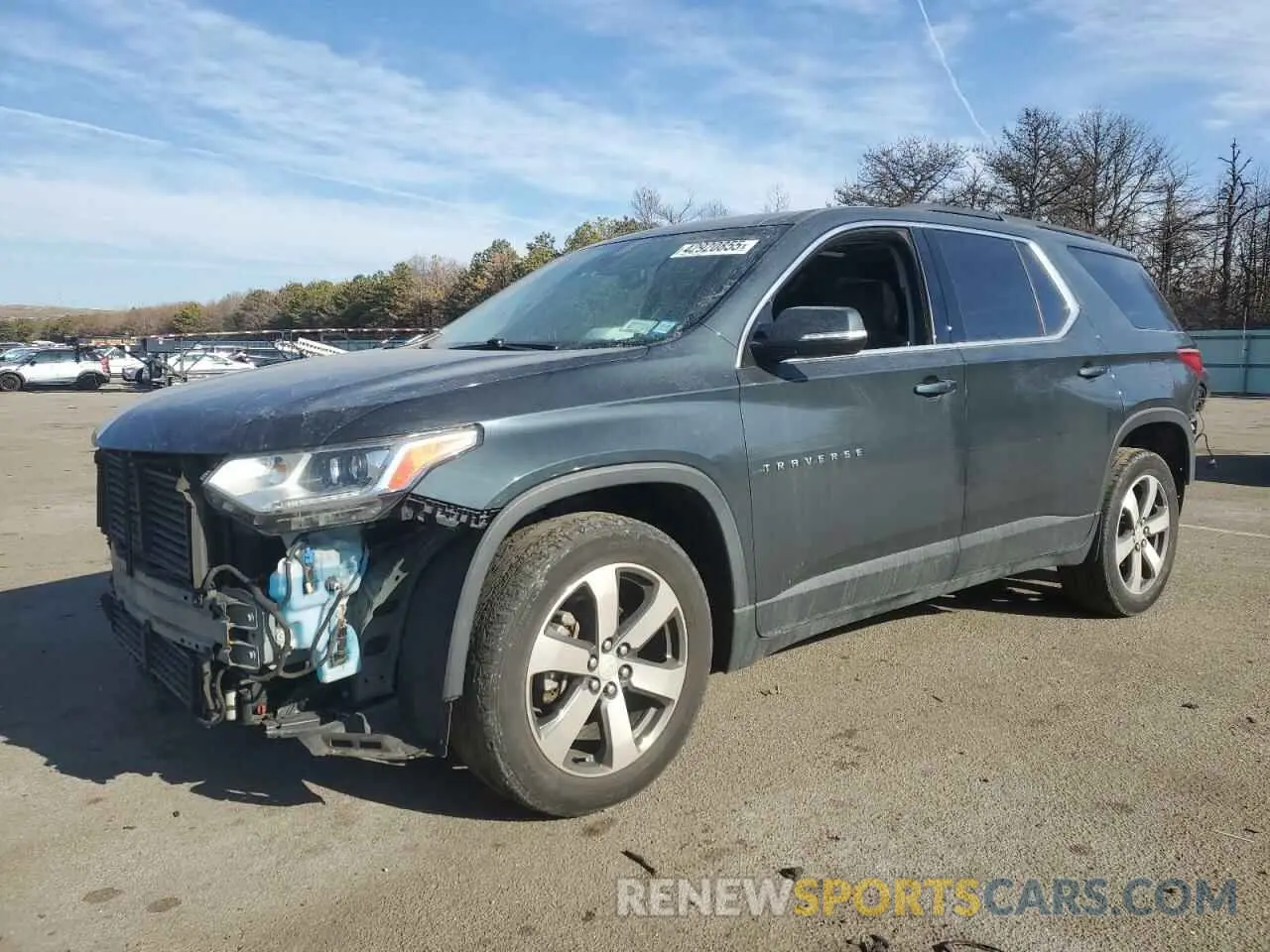 1 Photograph of a damaged car 1GNEVHKW9KJ172474 CHEVROLET TRAVERSE 2019