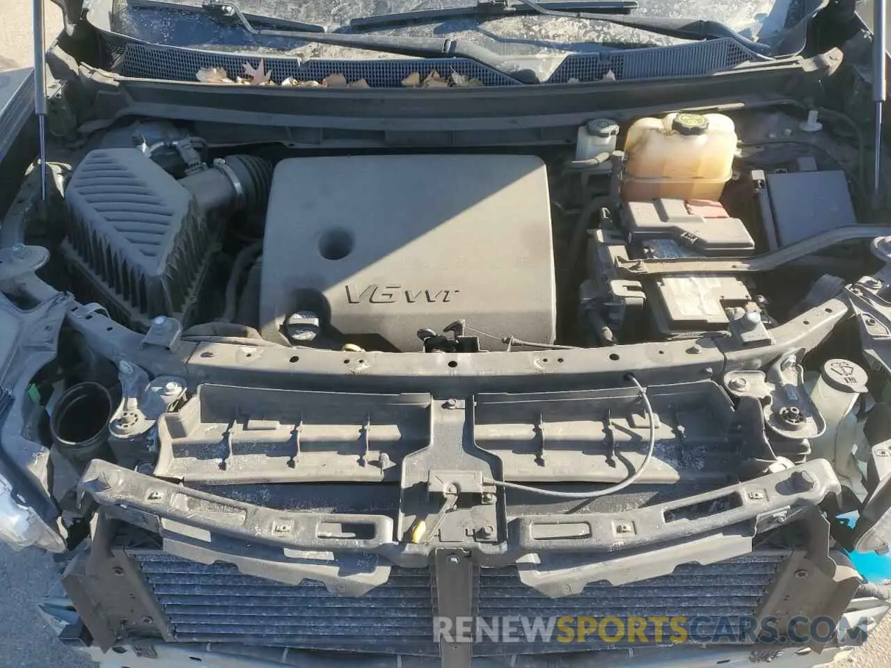 14 Photograph of a damaged car 1GNEVHKW9KJ172474 CHEVROLET TRAVERSE 2019