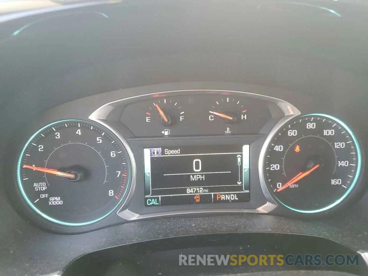 9 Photograph of a damaged car 1GNEVHKW9KJ206395 CHEVROLET TRAVERSE 2019