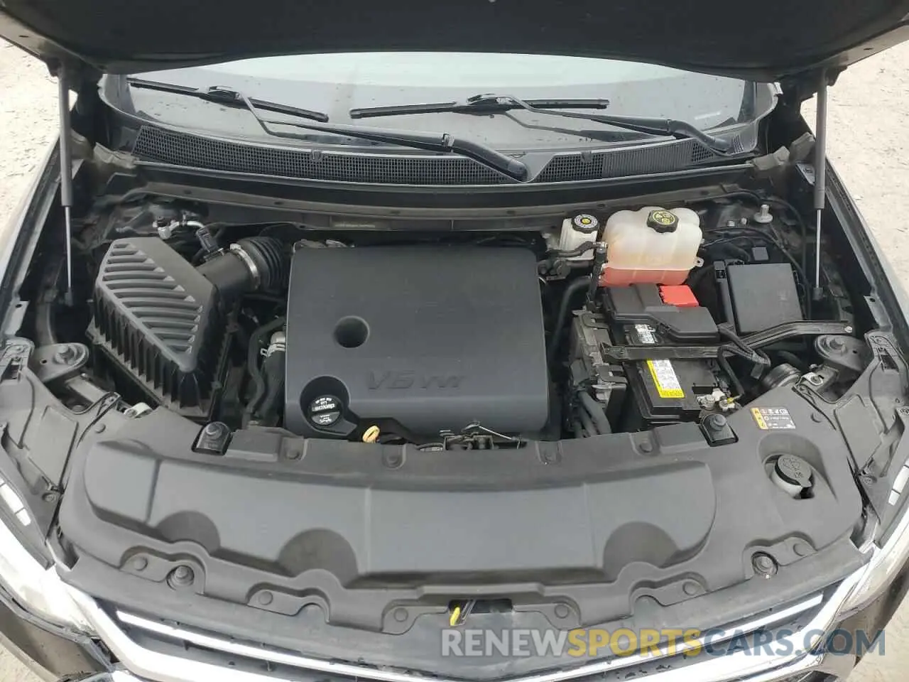 13 Photograph of a damaged car 1GNEVHKWXKJ259932 CHEVROLET TRAVERSE 2019