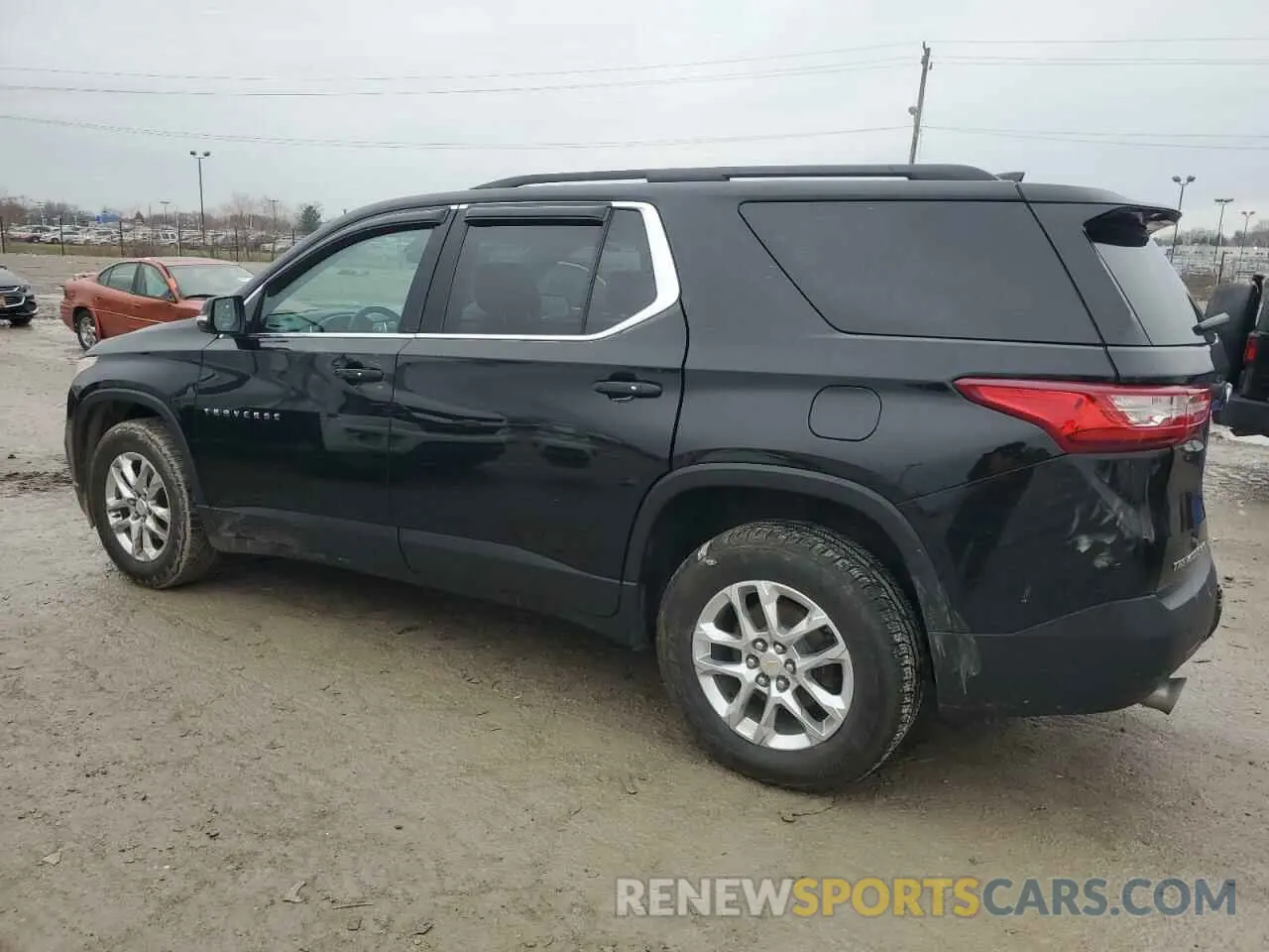 2 Photograph of a damaged car 1GNEVHKWXKJ259932 CHEVROLET TRAVERSE 2019