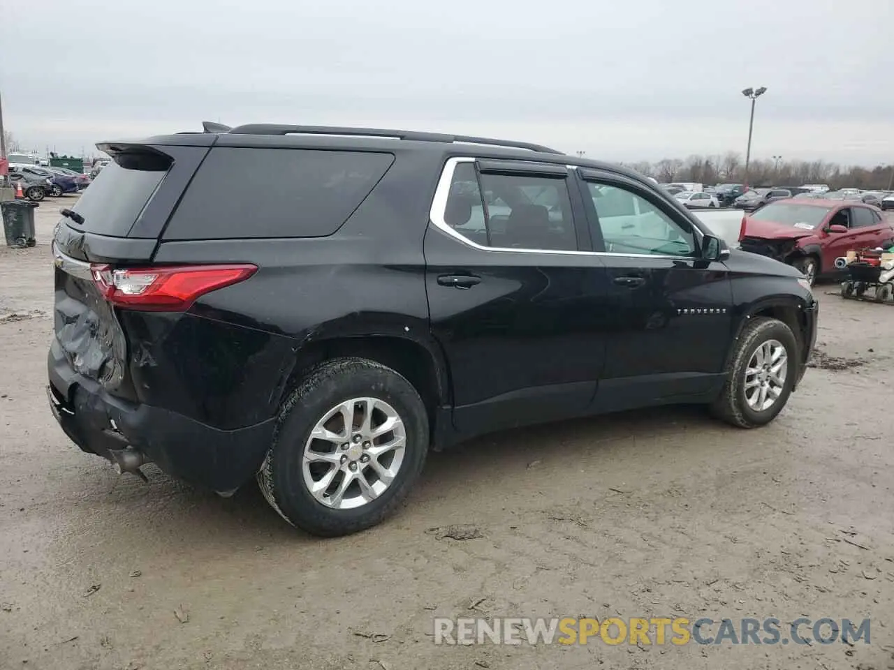 3 Photograph of a damaged car 1GNEVHKWXKJ259932 CHEVROLET TRAVERSE 2019