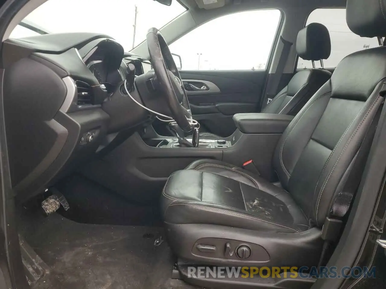7 Photograph of a damaged car 1GNEVHKWXKJ259932 CHEVROLET TRAVERSE 2019
