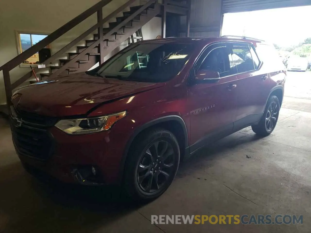 1 Photograph of a damaged car 1GNEVJKW0KJ129049 CHEVROLET TRAVERSE 2019