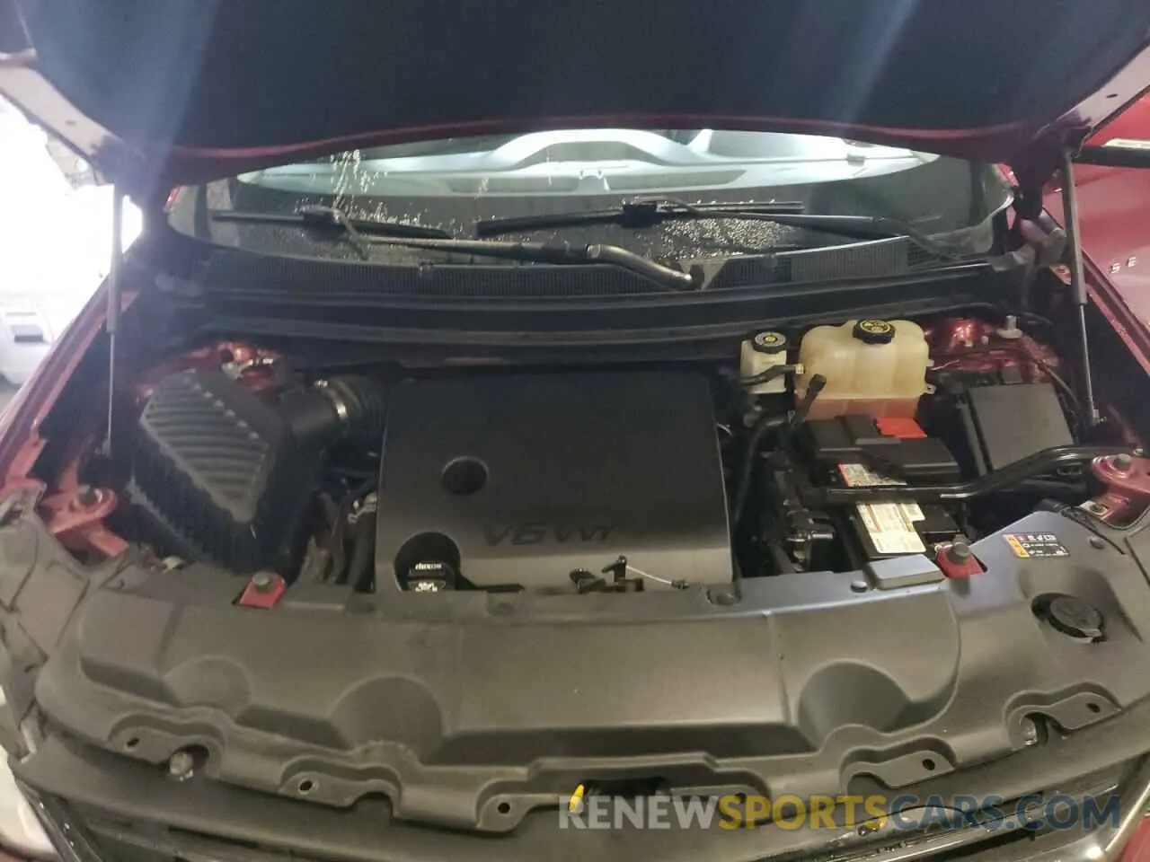 12 Photograph of a damaged car 1GNEVJKW0KJ129049 CHEVROLET TRAVERSE 2019