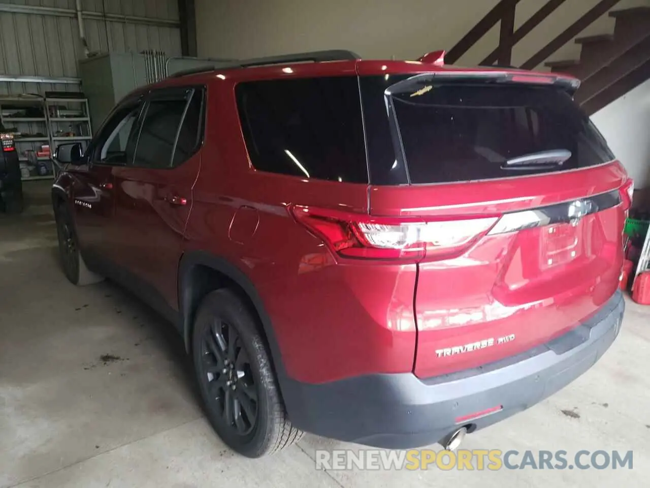 2 Photograph of a damaged car 1GNEVJKW0KJ129049 CHEVROLET TRAVERSE 2019
