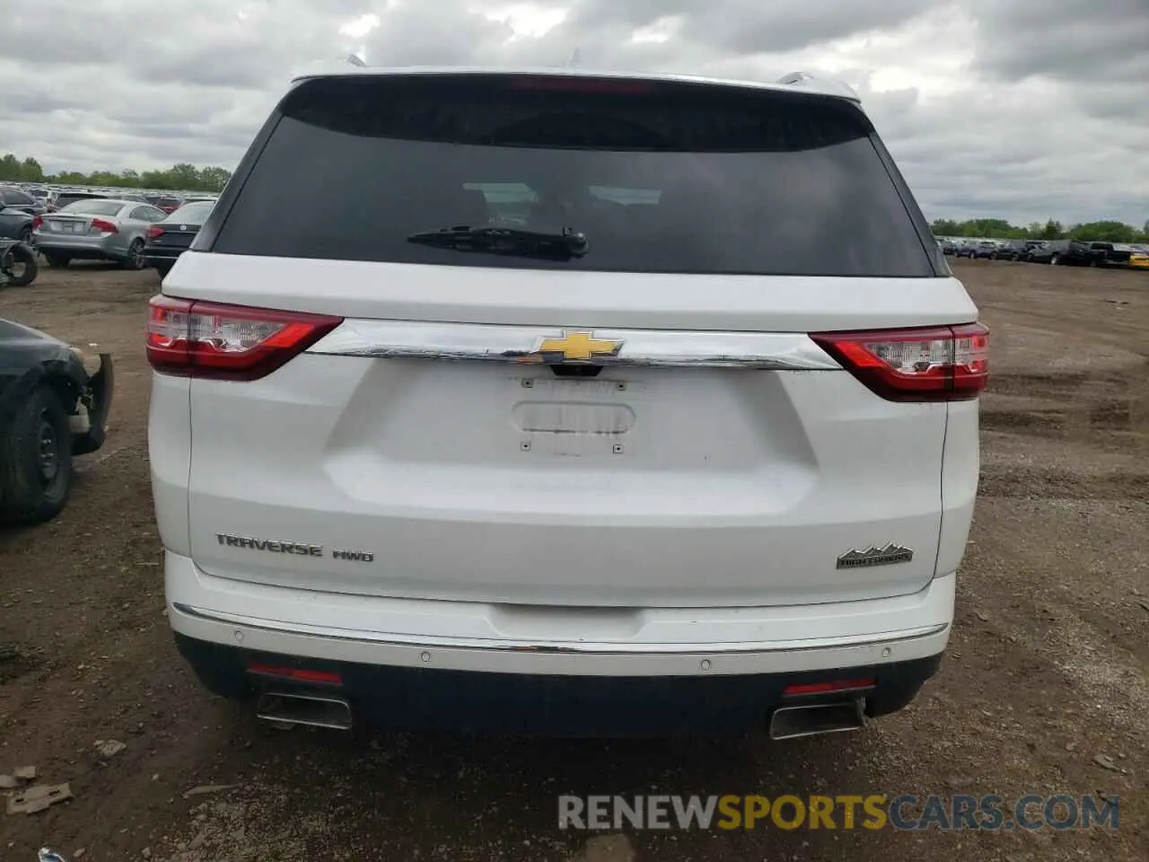 6 Photograph of a damaged car 1GNEVJKW0KJ162049 CHEVROLET TRAVERSE 2019