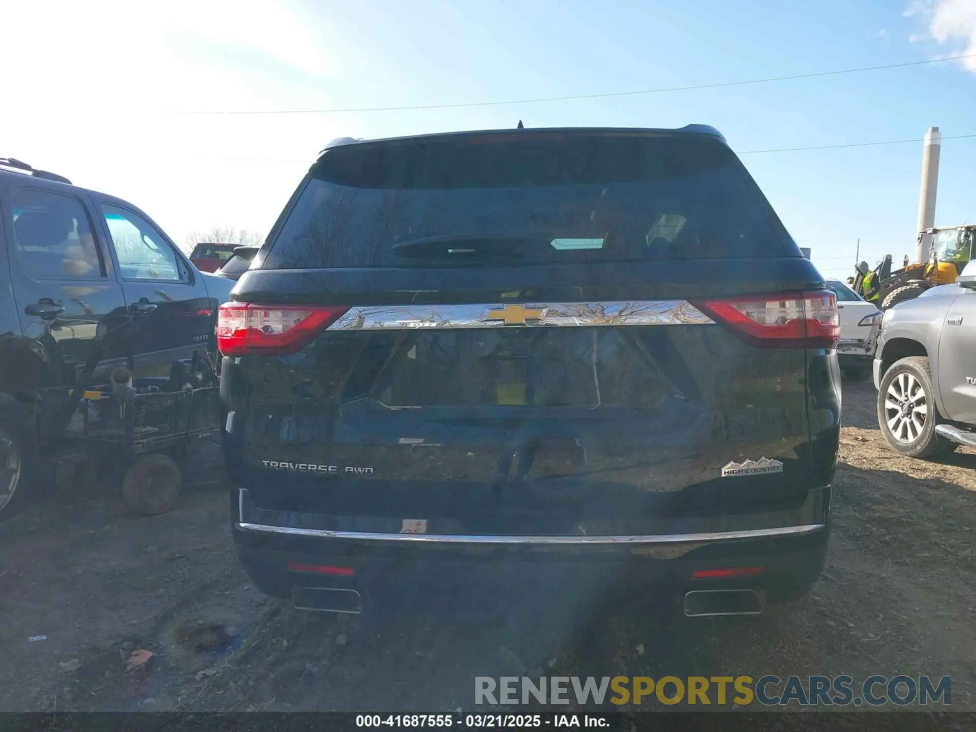 16 Photograph of a damaged car 1GNEVJKW0KJ164481 CHEVROLET TRAVERSE 2019