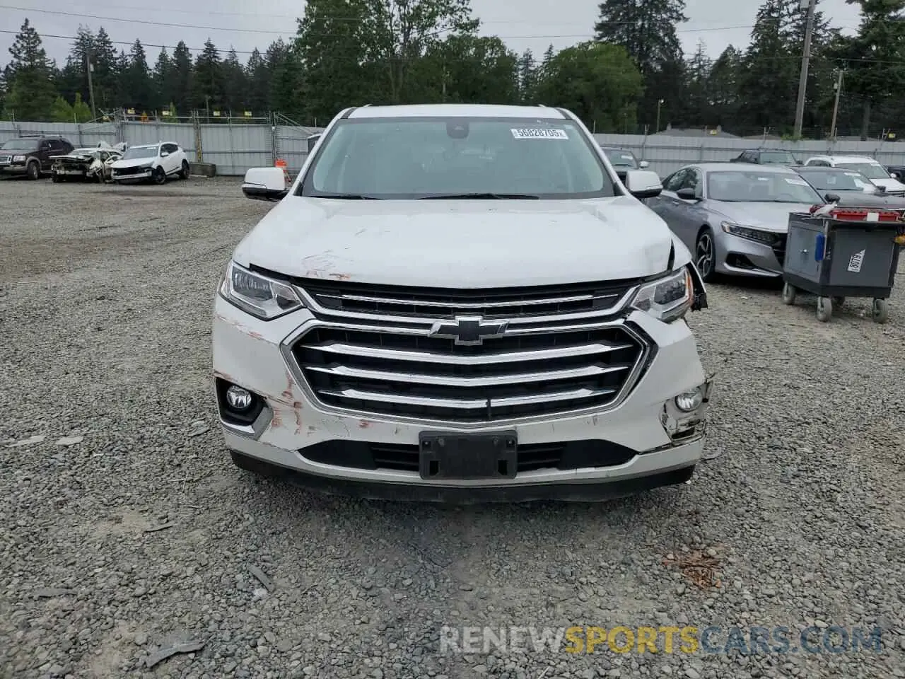 5 Photograph of a damaged car 1GNEVJKW0KJ174475 CHEVROLET TRAVERSE 2019