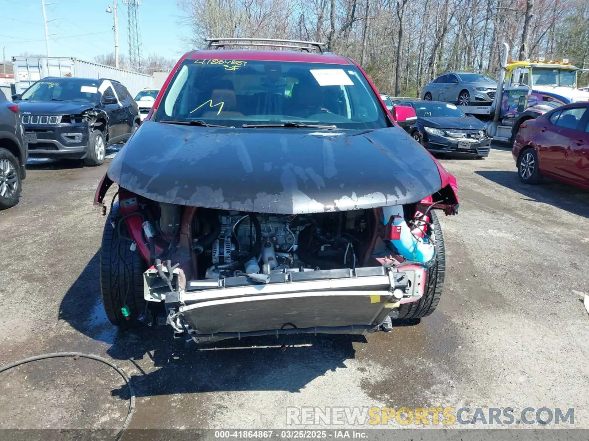 13 Photograph of a damaged car 1GNEVJKW1KJ114107 CHEVROLET TRAVERSE 2019