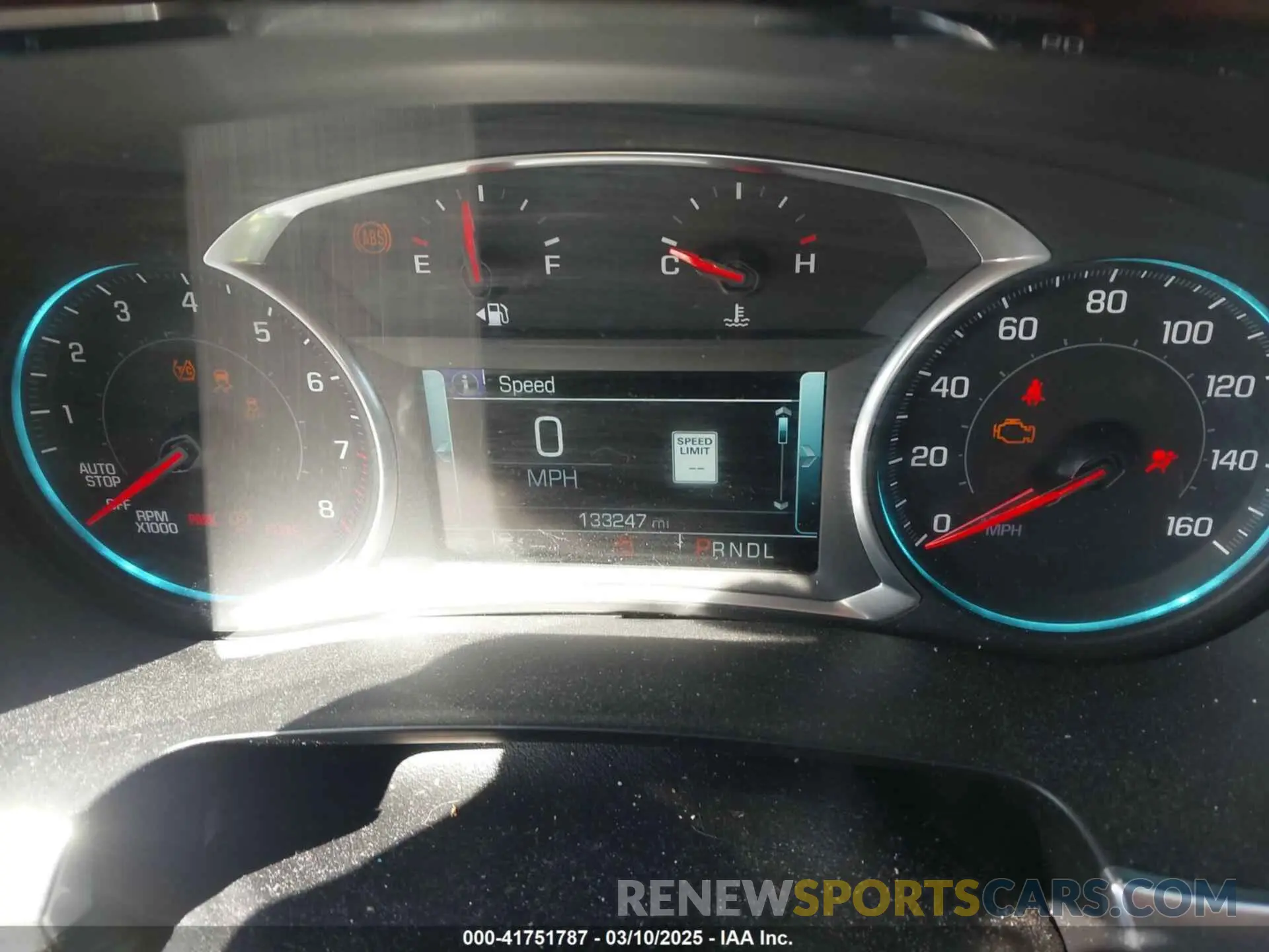7 Photograph of a damaged car 1GNEVJKW1KJ316574 CHEVROLET TRAVERSE 2019