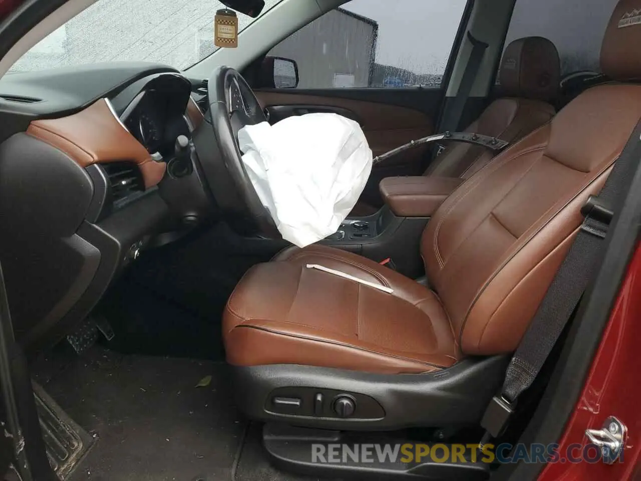 7 Photograph of a damaged car 1GNEVJKW2KJ103407 CHEVROLET TRAVERSE 2019