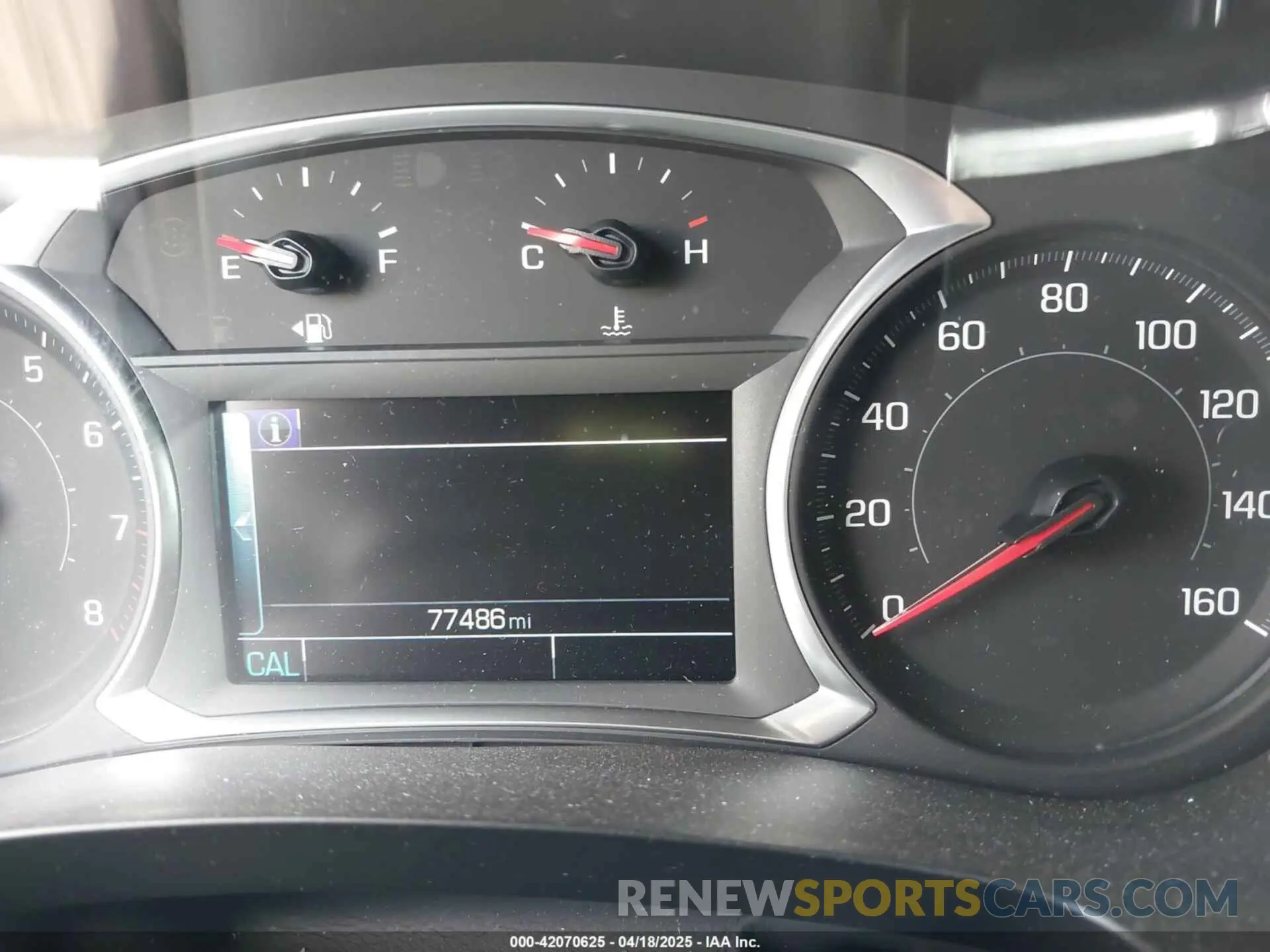 7 Photograph of a damaged car 1GNEVJKW3KJ229243 CHEVROLET TRAVERSE 2019