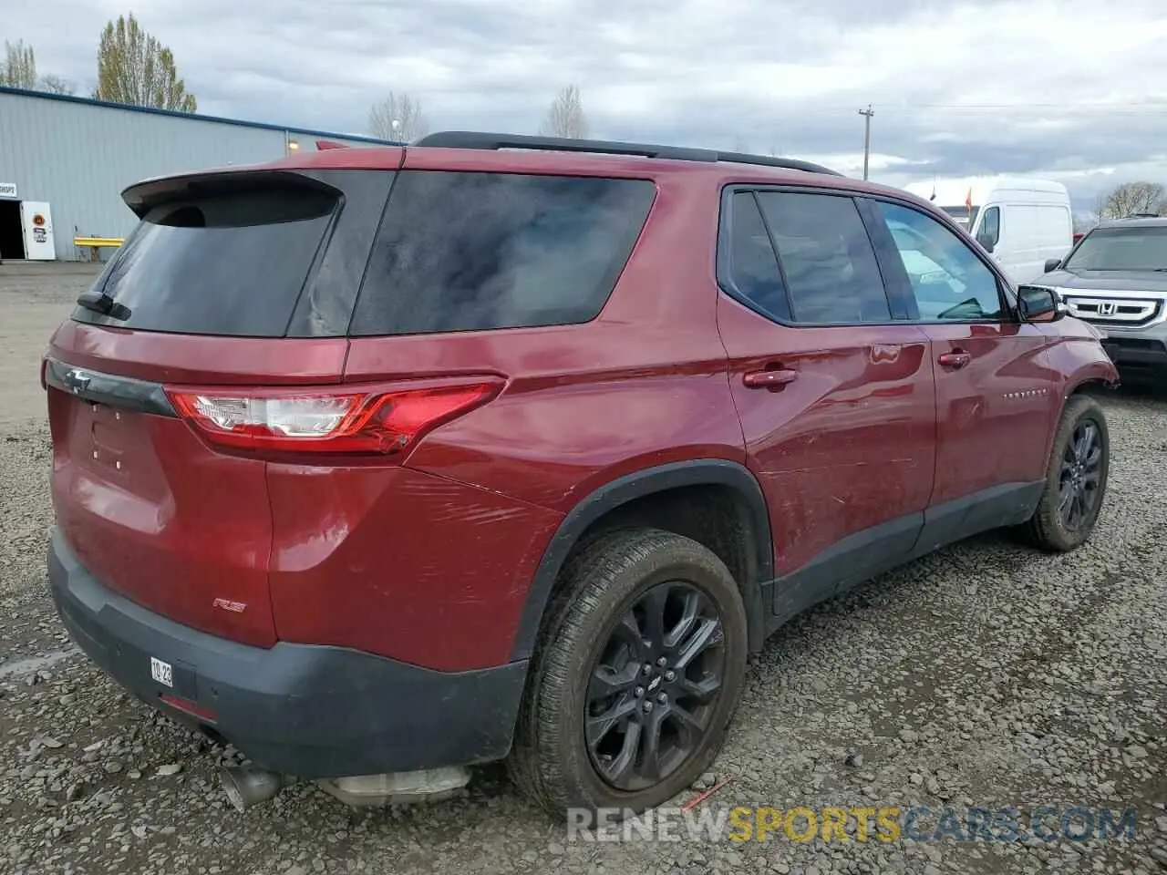 3 Photograph of a damaged car 1GNEVJKW4KJ127353 CHEVROLET TRAVERSE 2019