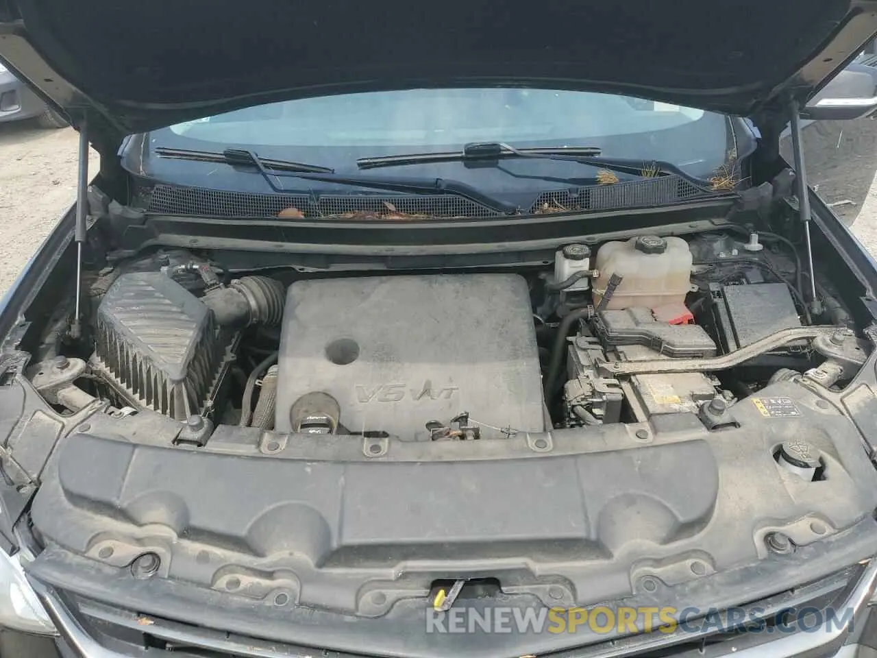 12 Photograph of a damaged car 1GNEVJKW5KJ119097 CHEVROLET TRAVERSE 2019