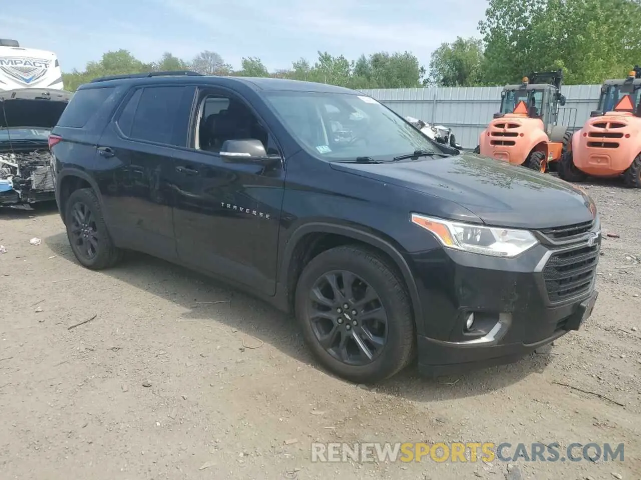 4 Photograph of a damaged car 1GNEVJKW5KJ119097 CHEVROLET TRAVERSE 2019